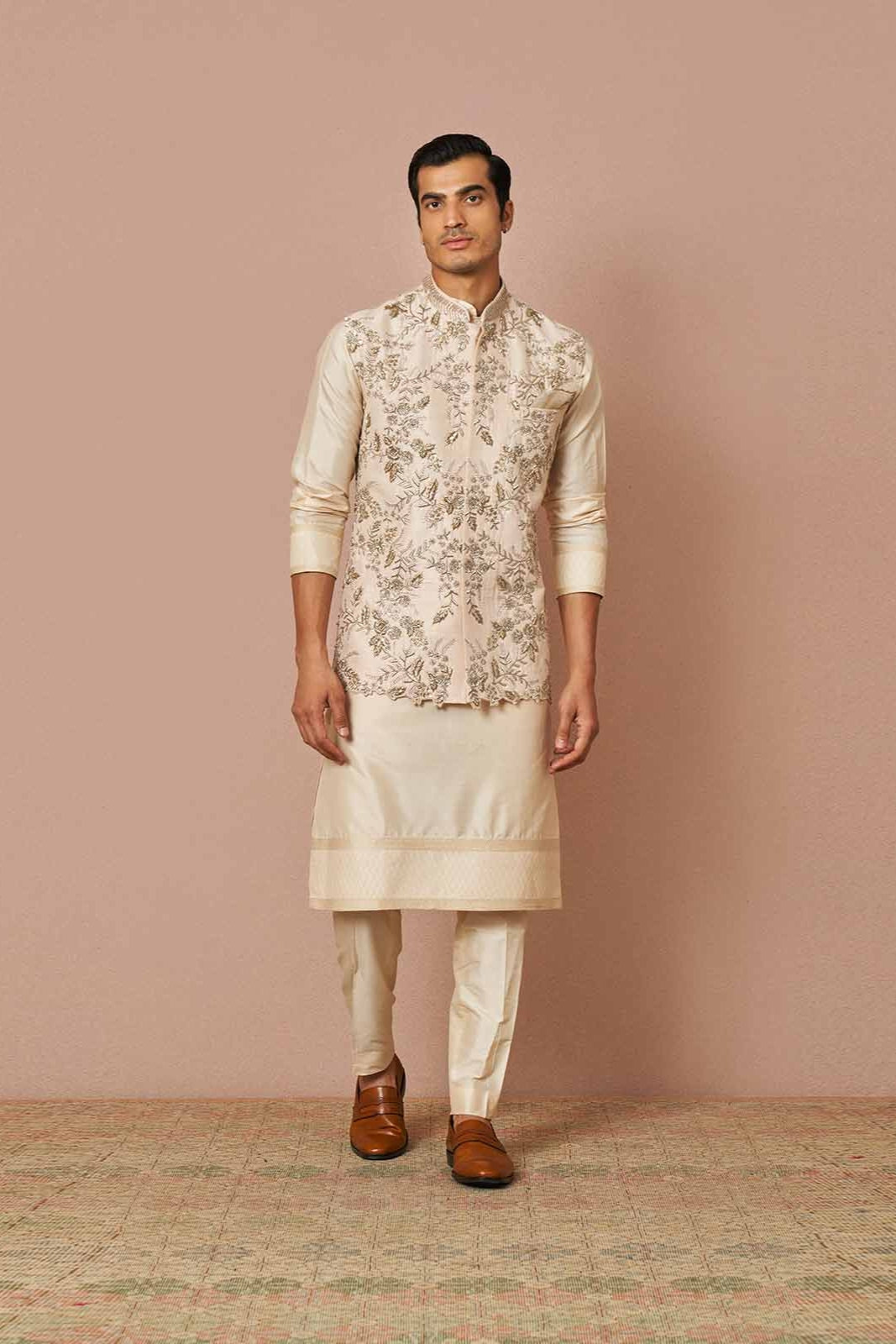 IVORY DALIUS RASWILK EMBROIDERED BANDI KURTA SET