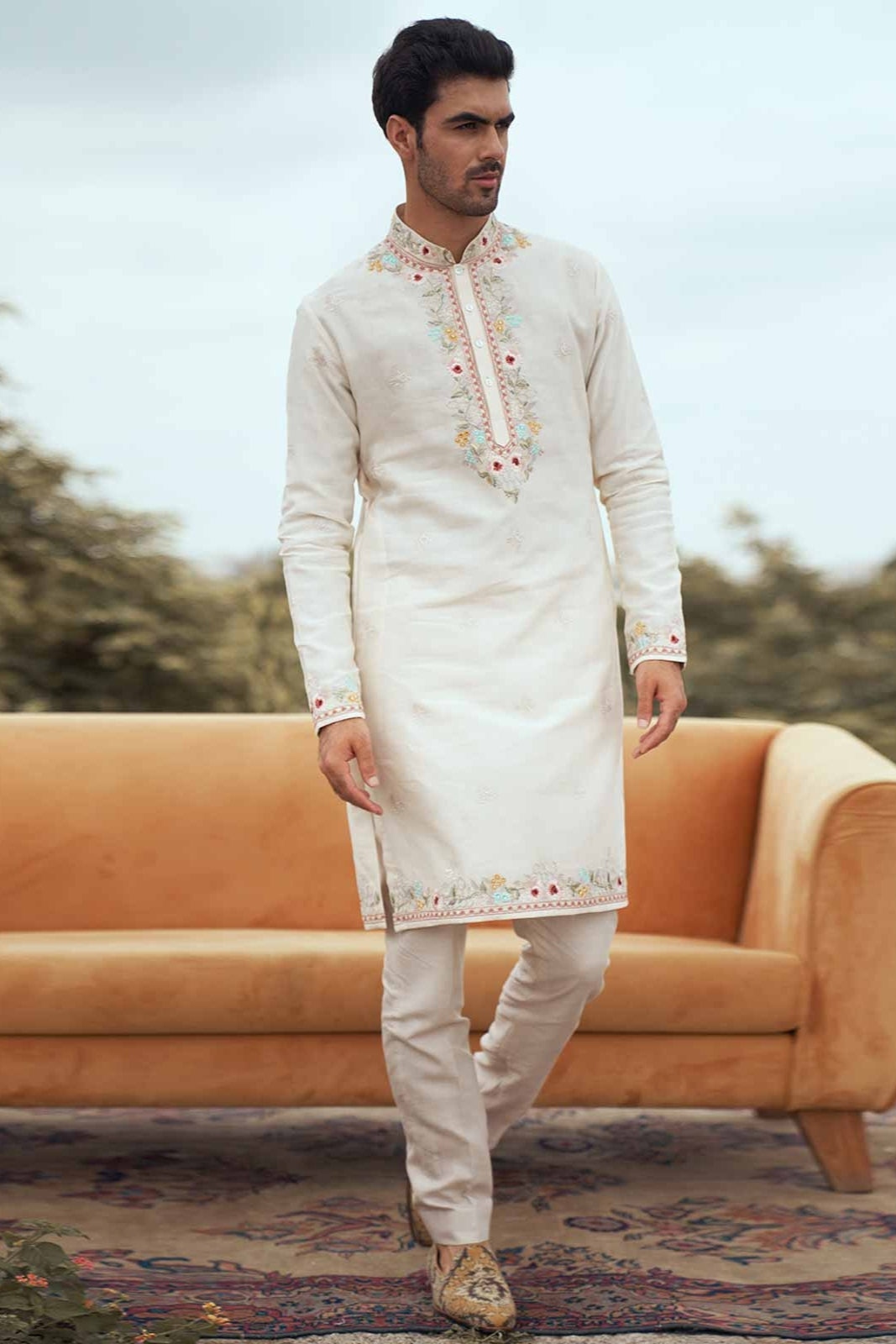 IVORY EMB KURTA SET