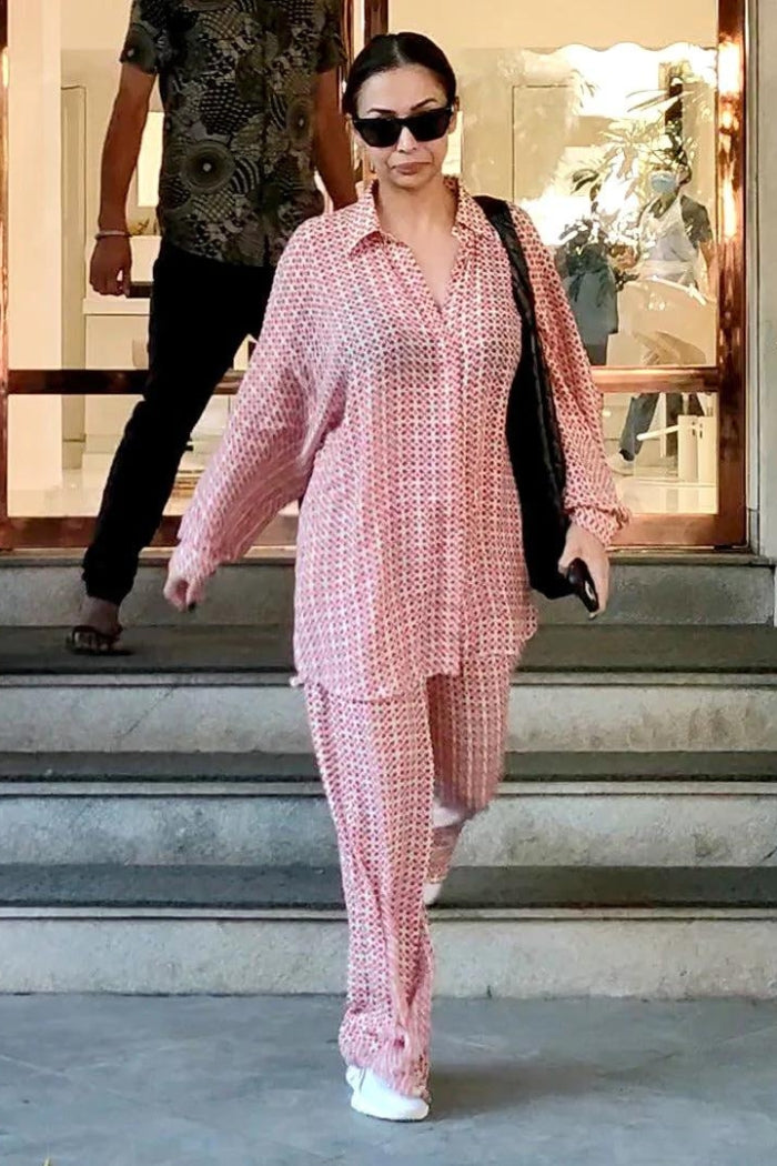 IVORY GEOMETRIC PRINT COORD SET