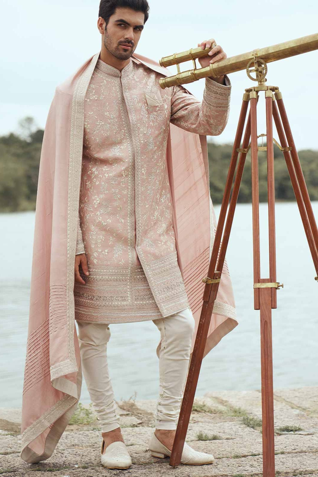 THREAD PITTA AND CUTDANA SHERWANI SET