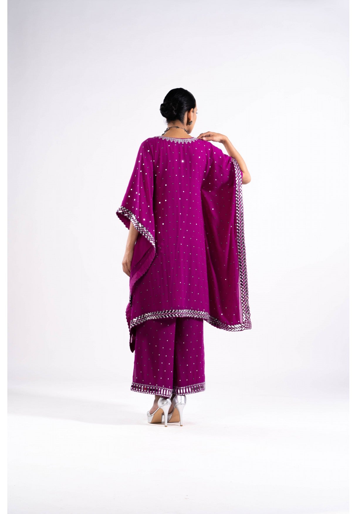 Pop Wine Kaftan Set