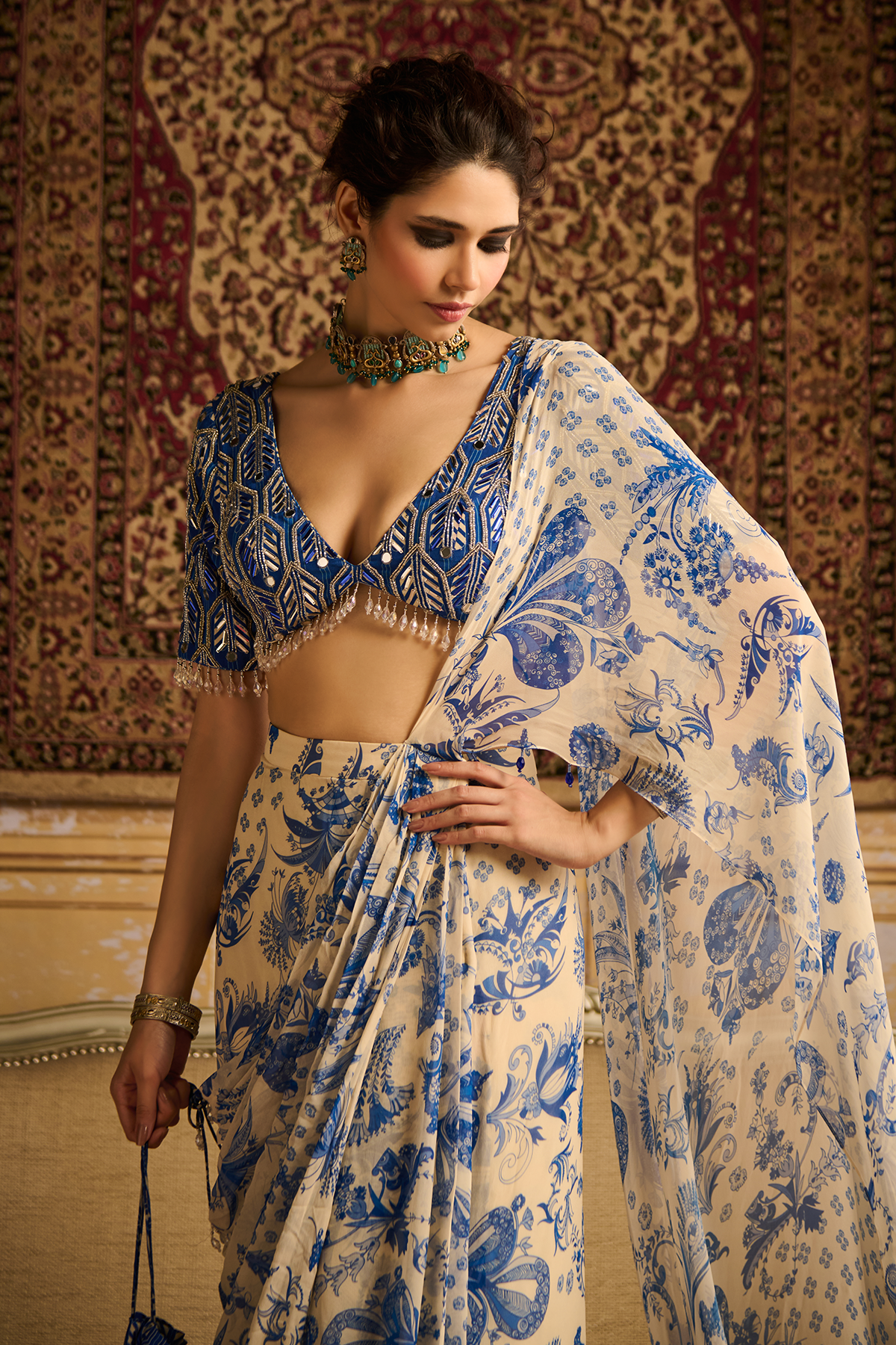 Blue print highlighted blouse and saree set