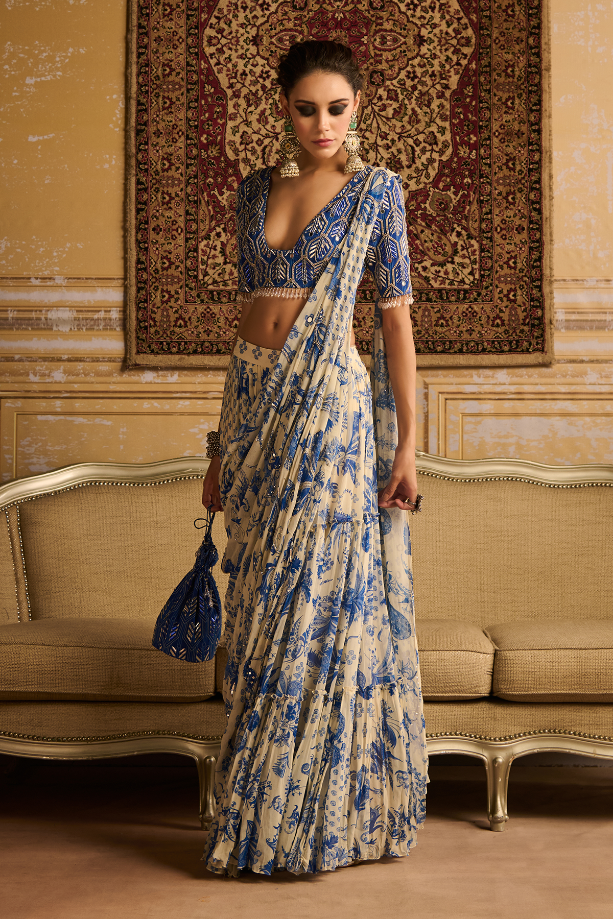 Blue highlighted blouse and tiered saree set