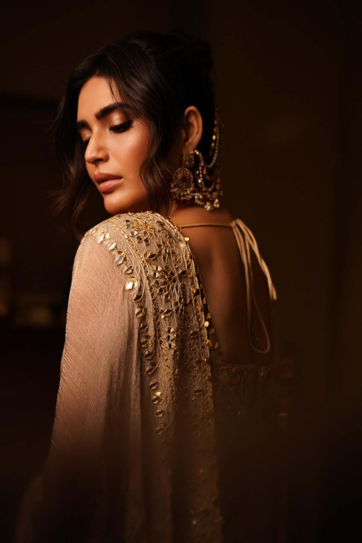 Karishma Tanna in Gaja Kavya Saree and Mirror Work blouse