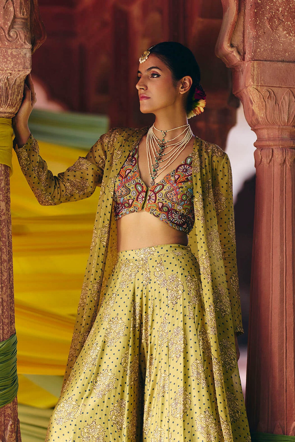 Adiya Cape Set
