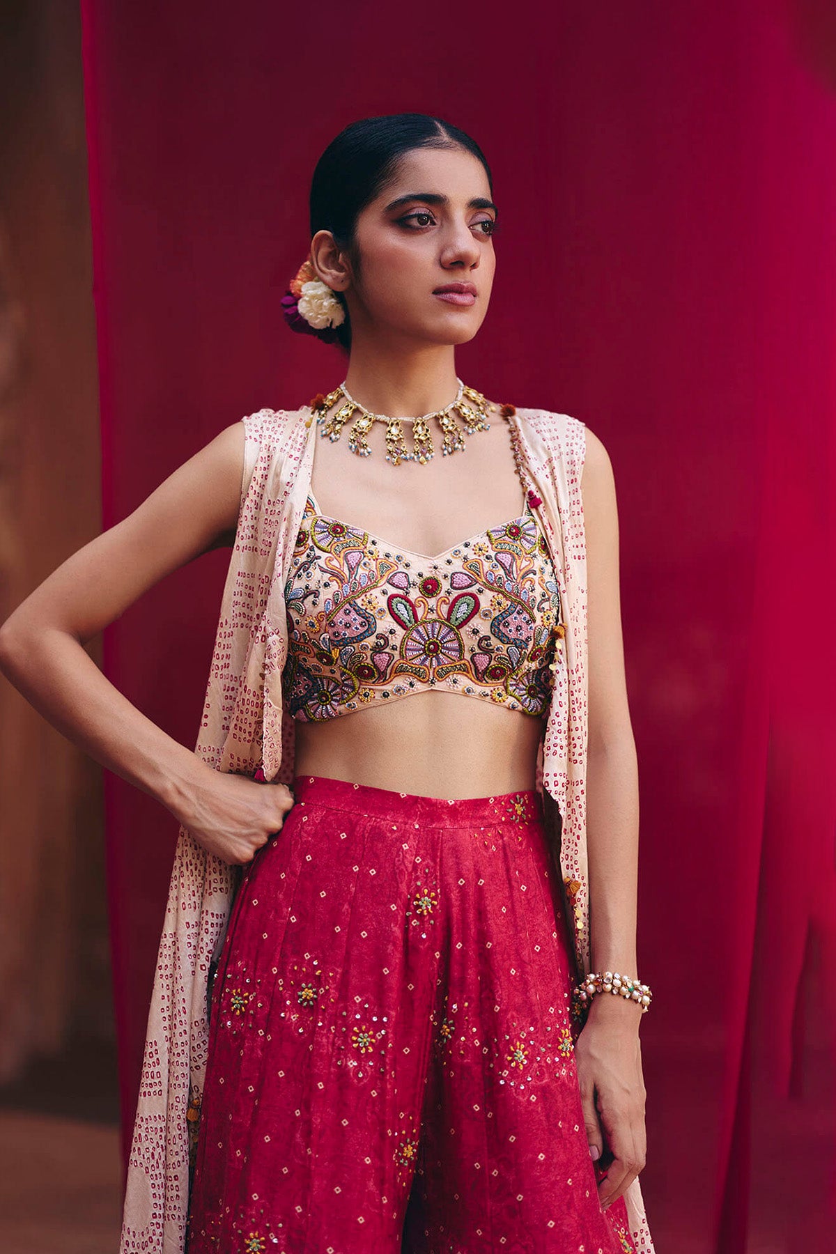 Bandhani cape set