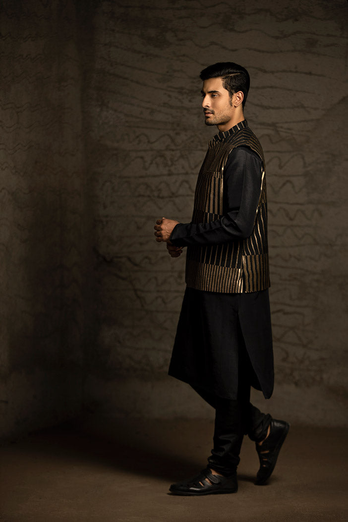 BLACK BROCADE BANDI WITH BLACK SILK KURTA AND COTTON SILK CHURIDAR