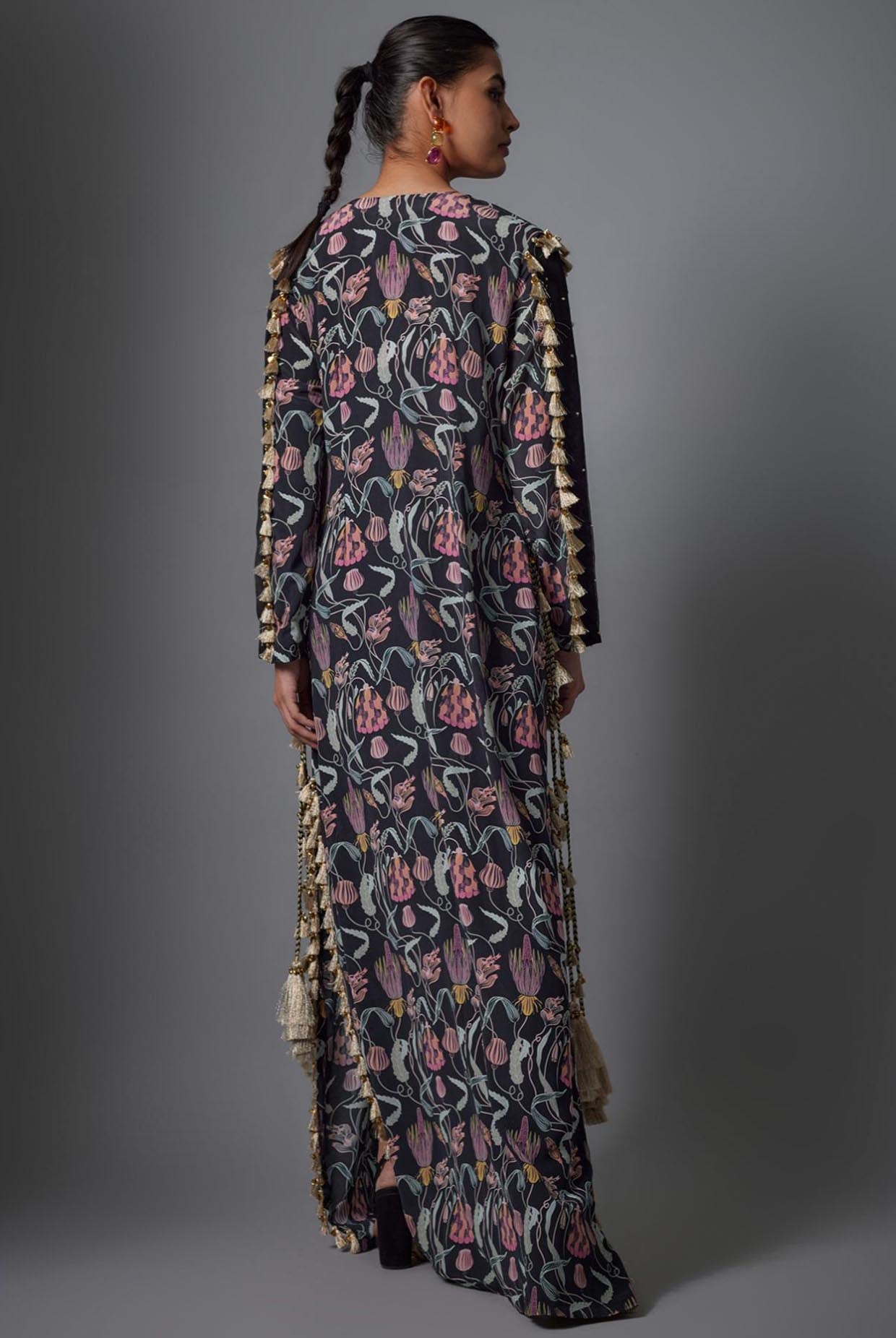 Black Island Escape Print Crepe Embroidered Yoke Beyza Kaftan