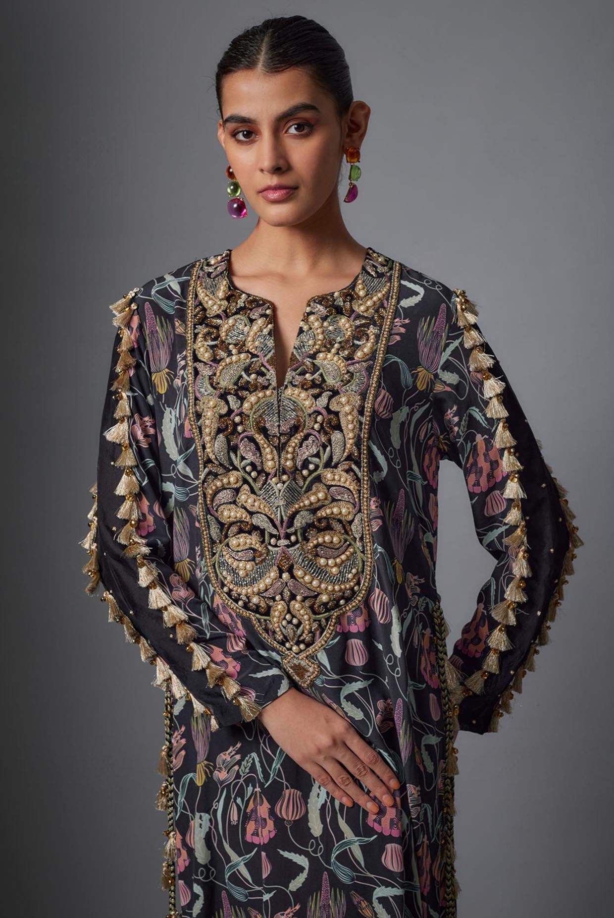 Black Island Escape Print Crepe Embroidered Yoke Beyza Kaftan