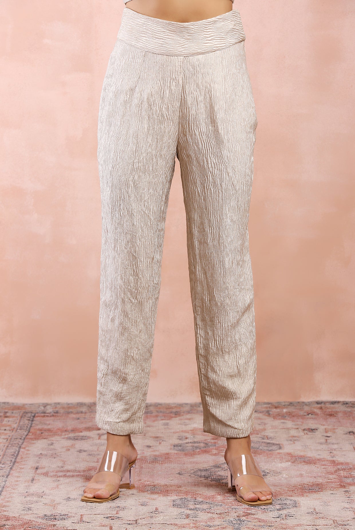 CREAM JACKET WITH CRUSHED TISSUE BUSTIER AND PANT