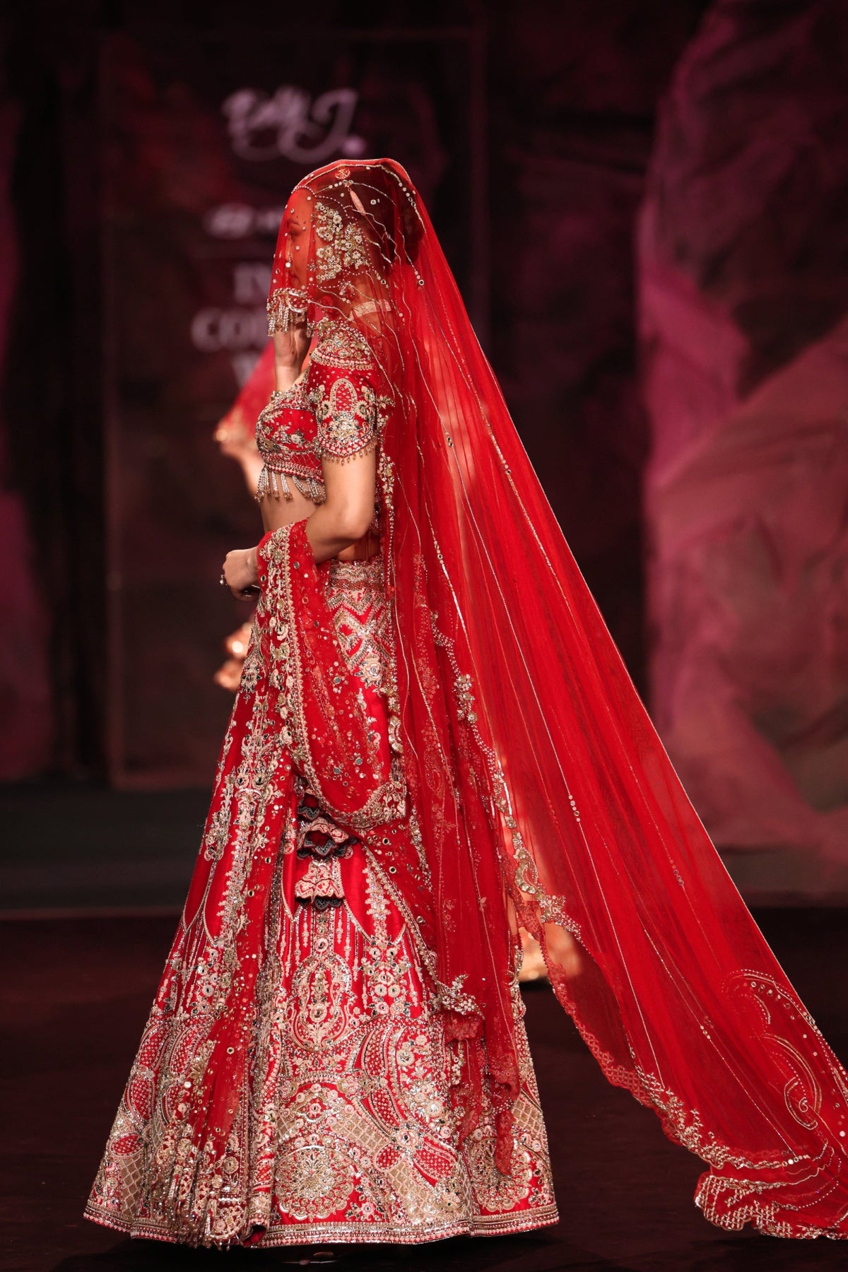 Swarna Lehenga