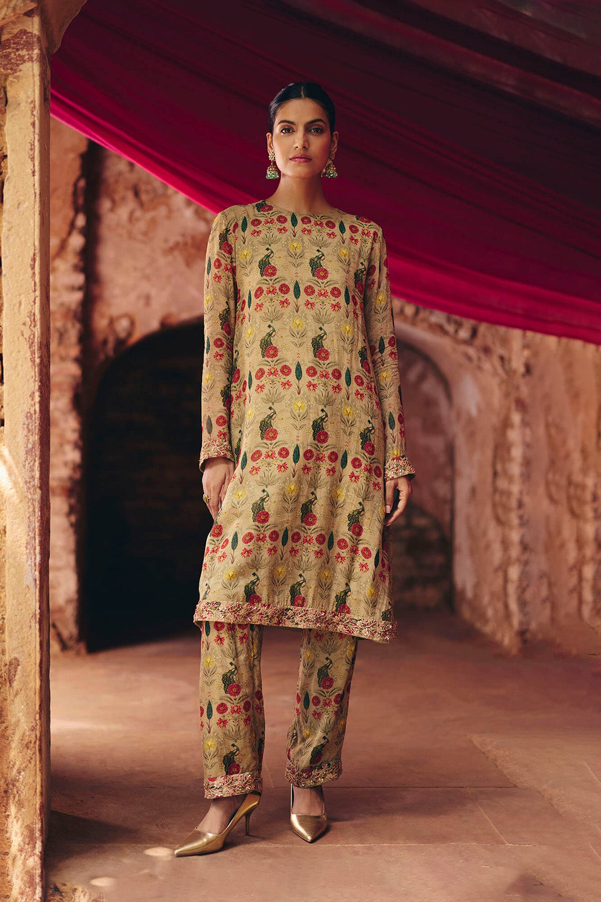 Grey Peacock Kurta – Pant set with Duppata