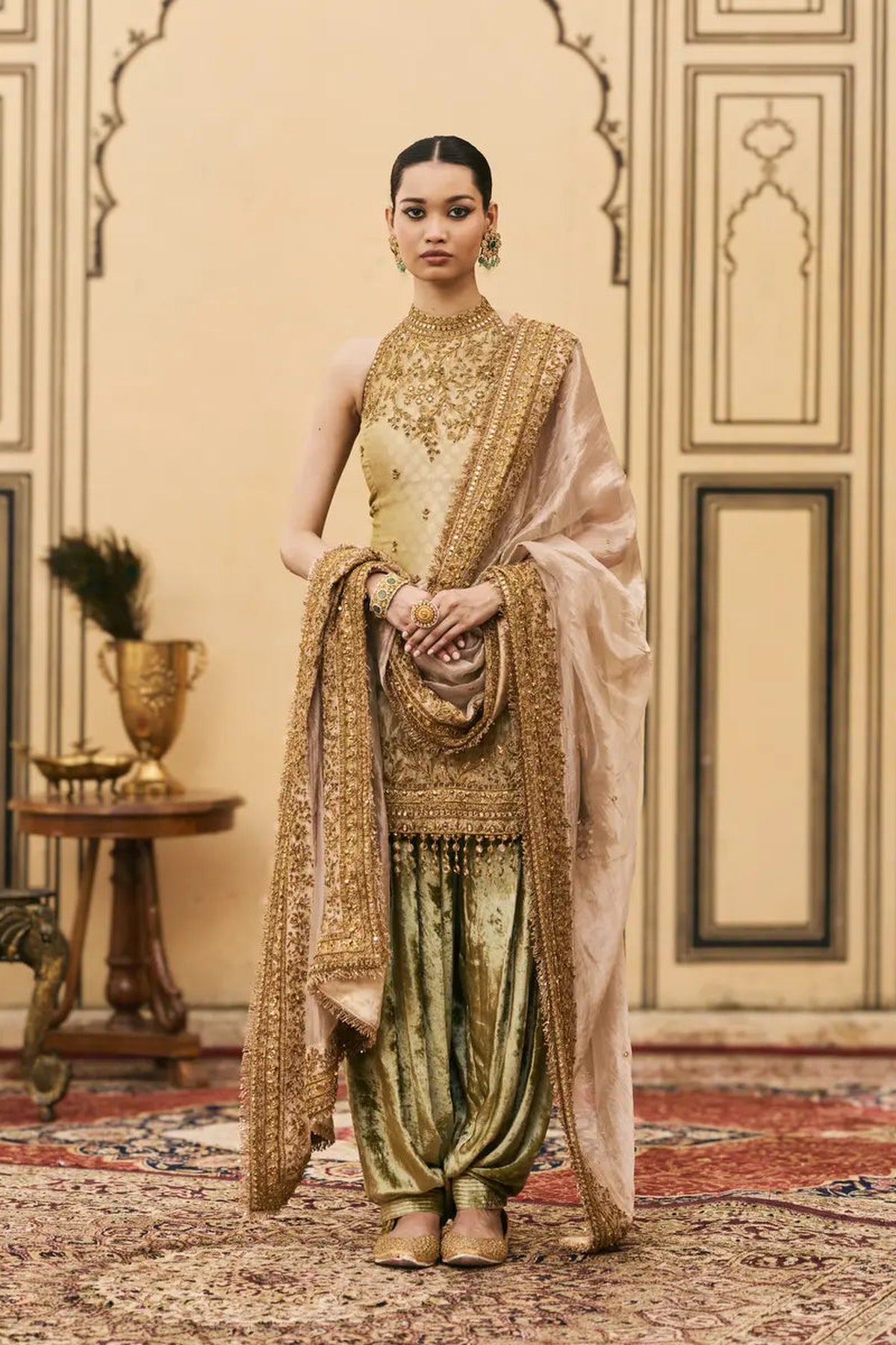 Hariyal Velvet Brocade Farshi Set