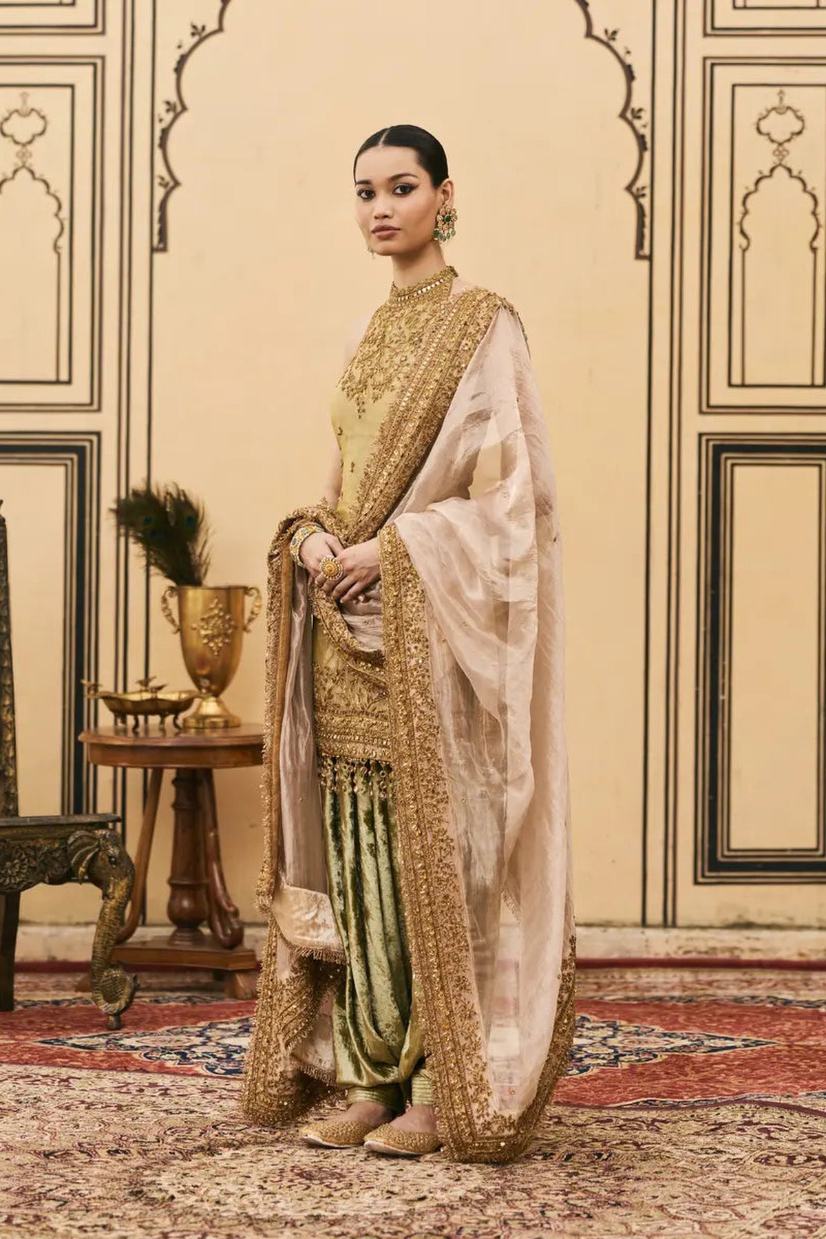 Hariyal Velvet Brocade Farshi Set