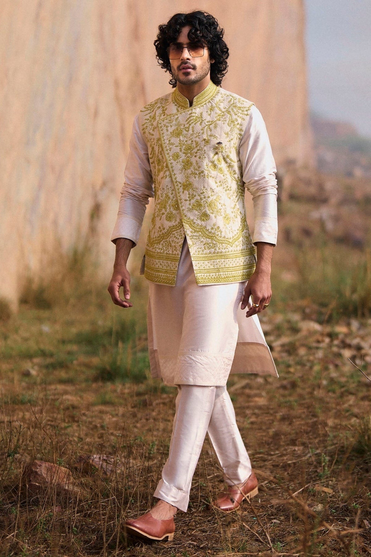 Ivory Bandi Set