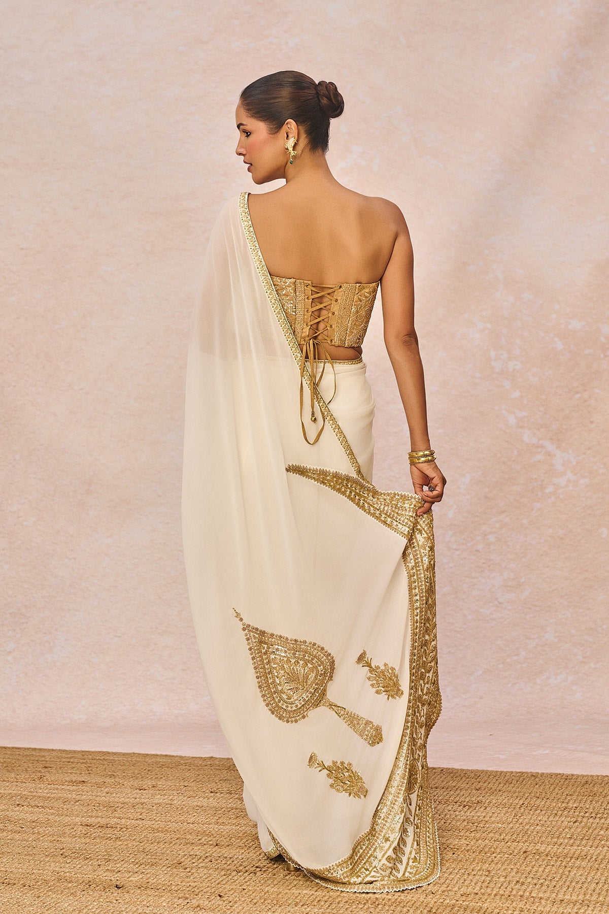 Ivory Chaand Saree
