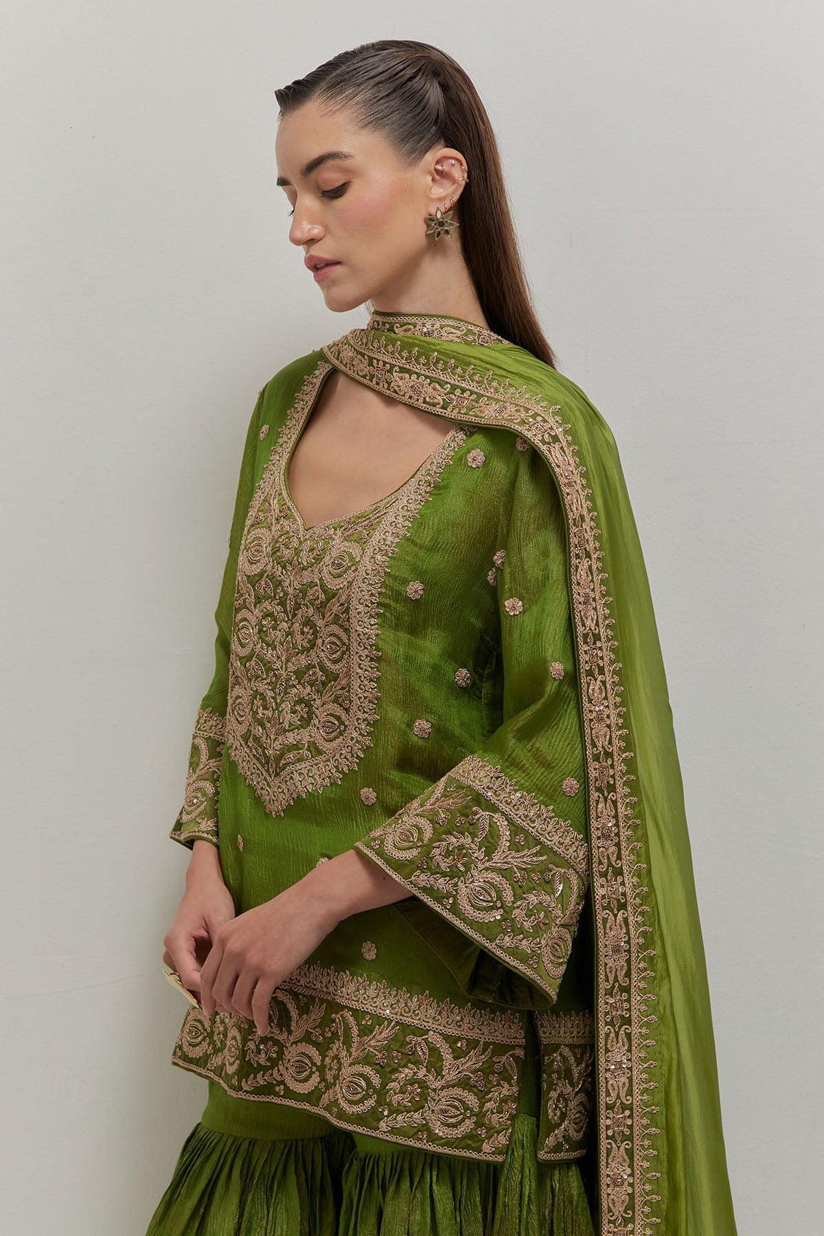 Kacha Aam Gharara Set