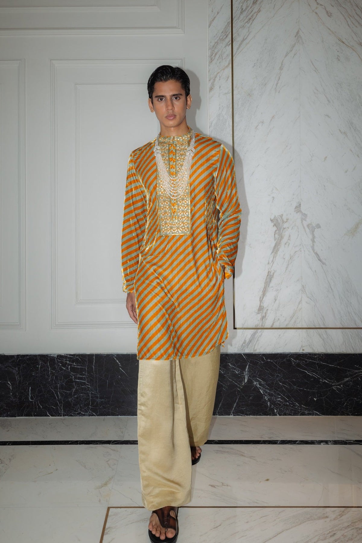 Leheriya Kurta Set