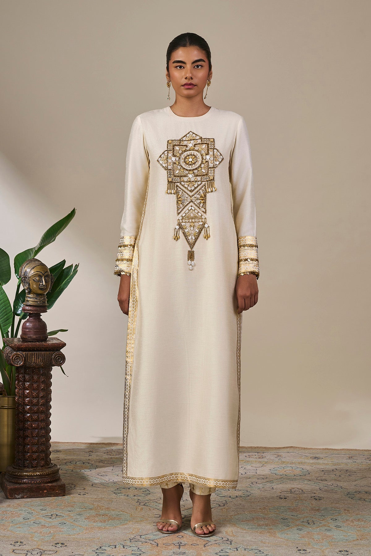 Ivory Anaar Chronicles Kurta Set