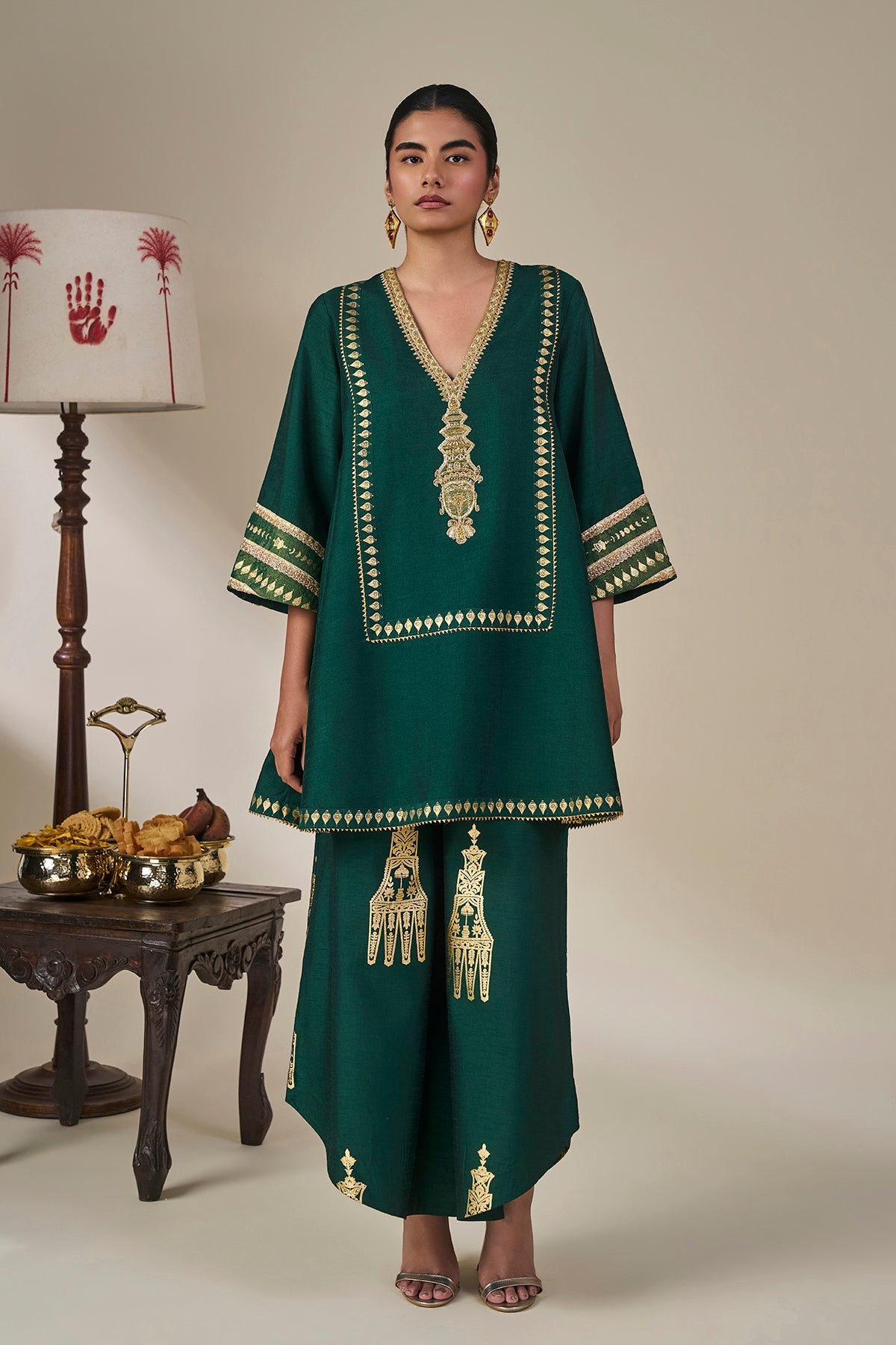 Green Kathakali Muse Kurta Set