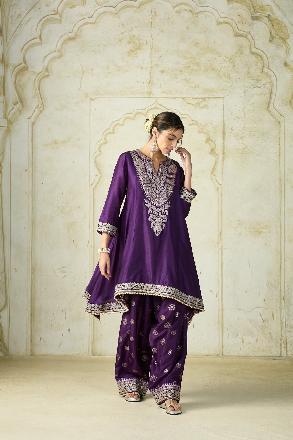 Nadia Farshi Set