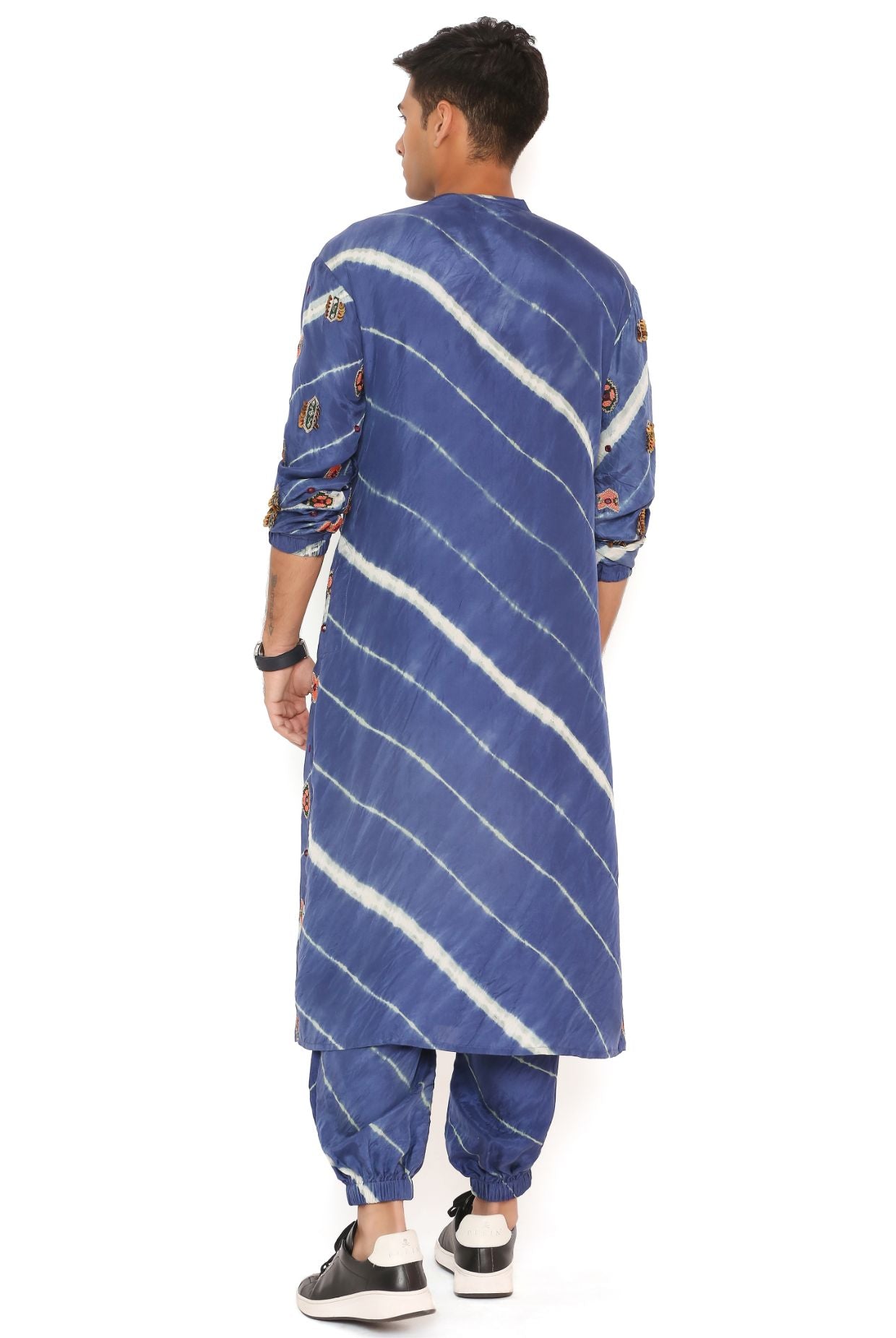 NAVY LEHRIYA BANDHANI SILK EMBROIDERED BOMBER KURTA AND JOGGER PANT