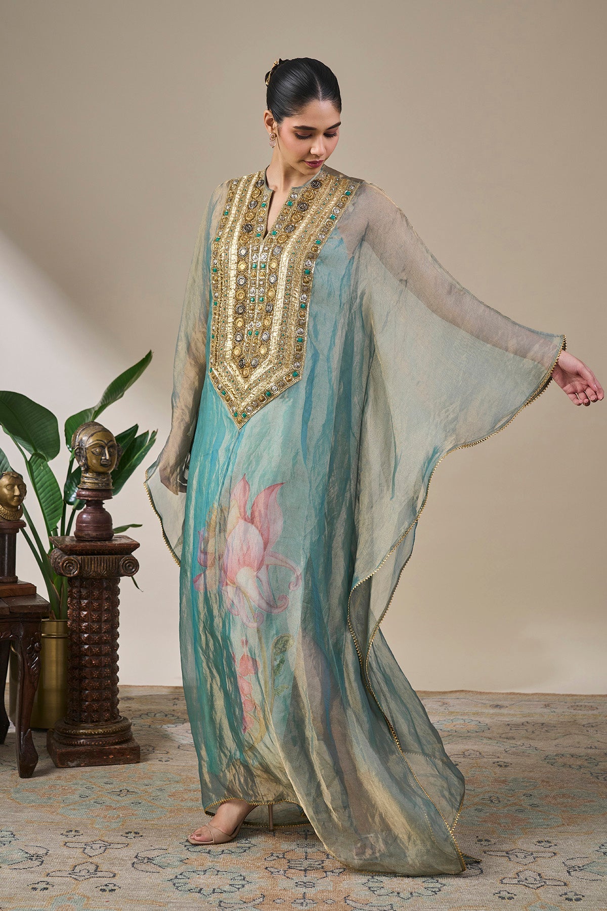 Neel Noor Kaftan