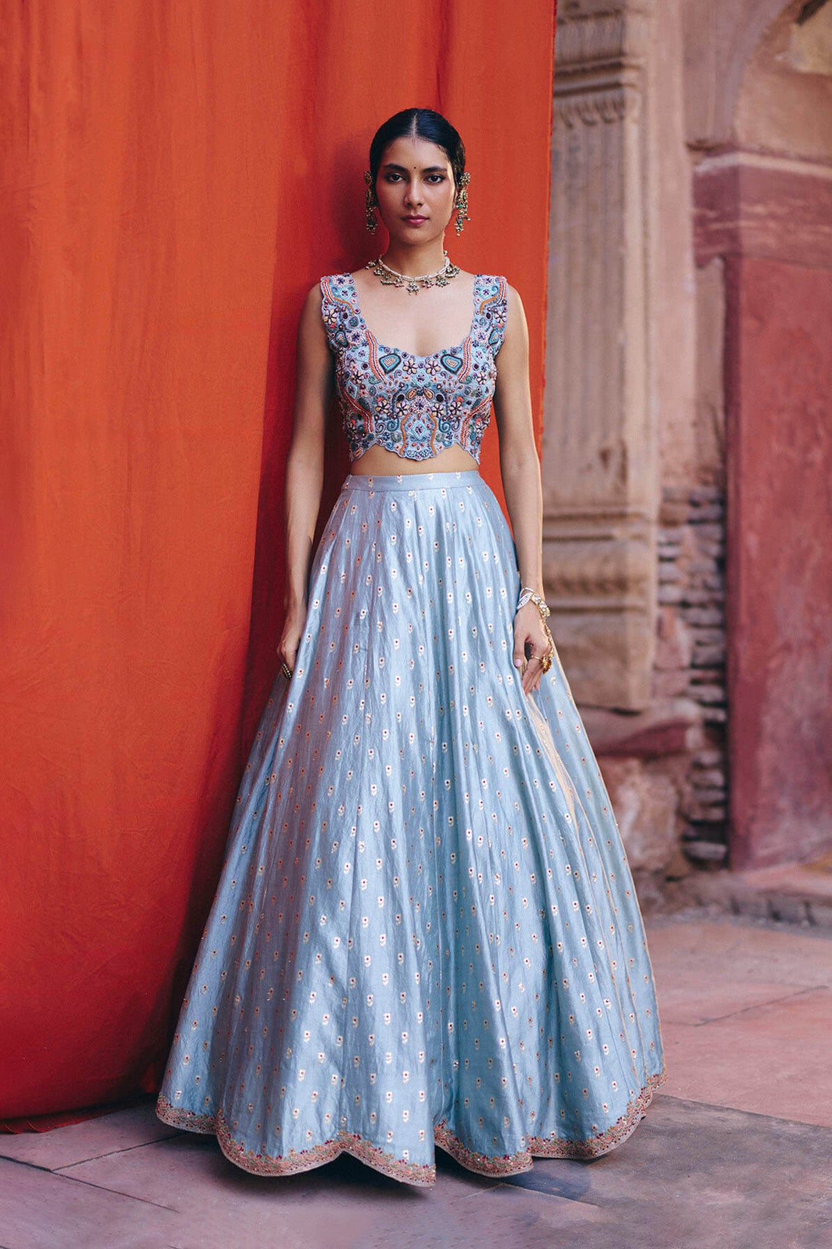 Neelam Lehenga
