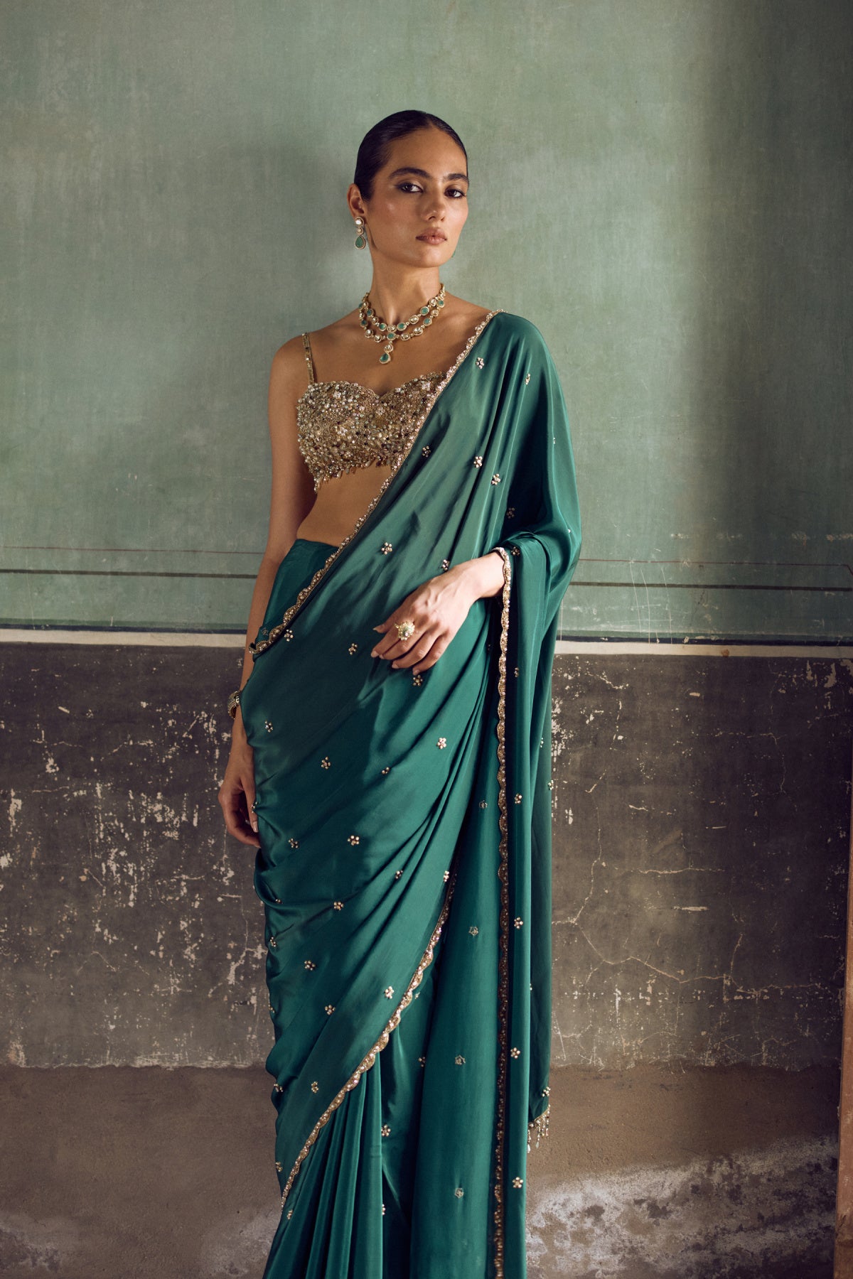 Nida Saree