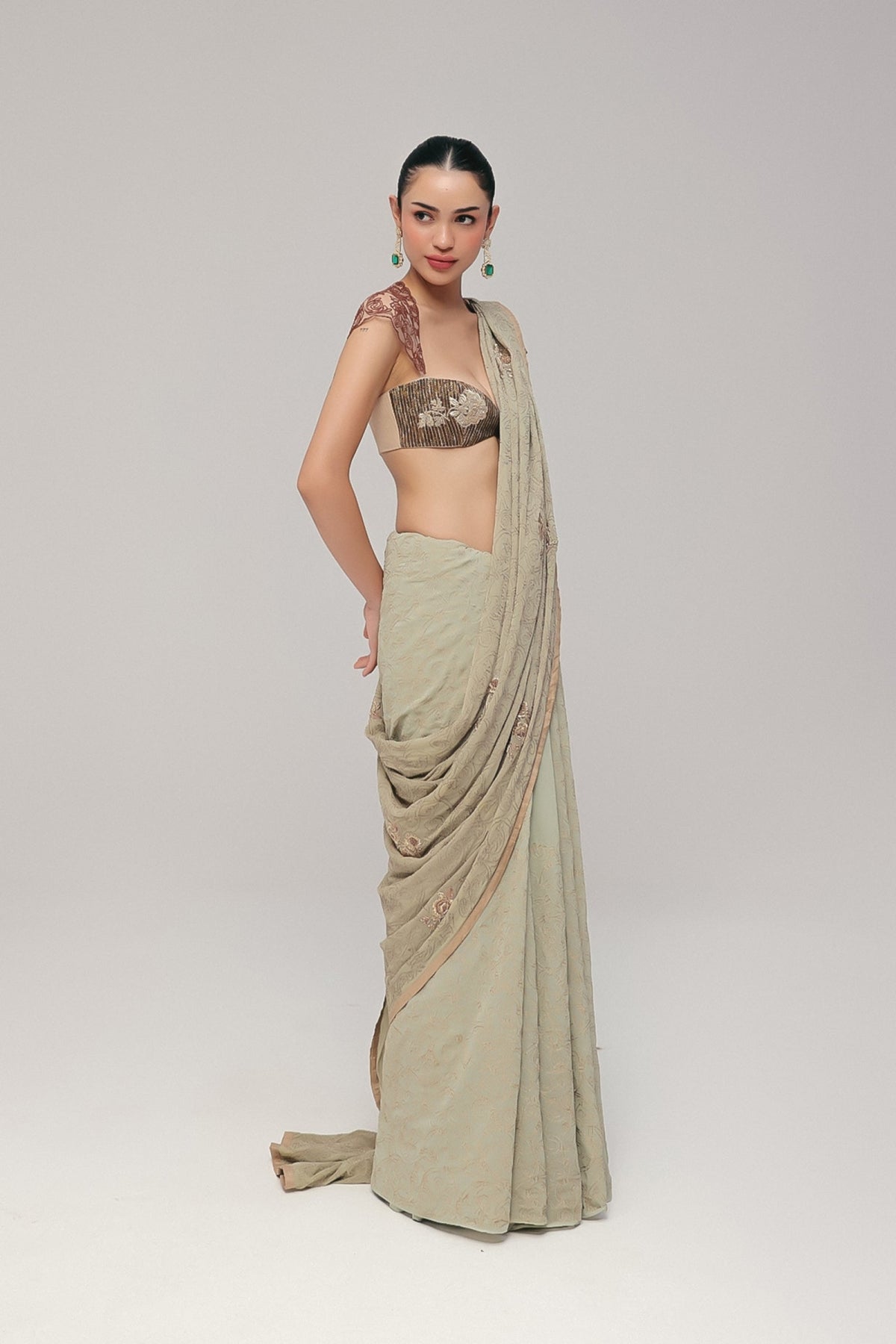 Notes of sage, hints of gold sari