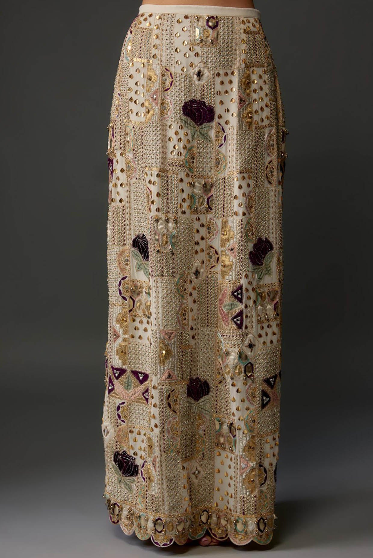 Off-White Embroidered Choli And Skirt With Dupatta