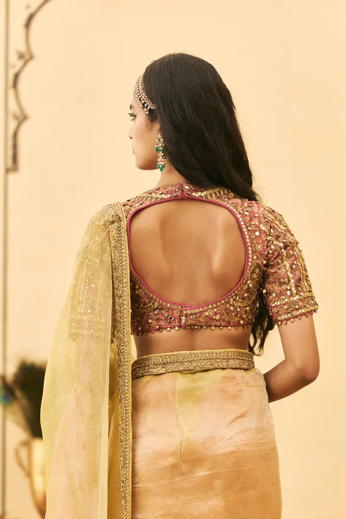 Peela-Gulabi Tissue Zardosi Saree Set