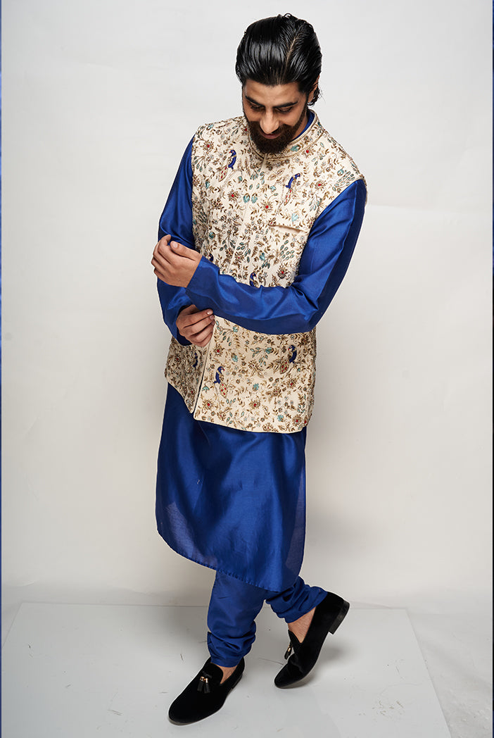 PS MEN RAZA CREAM COLOUR GEORGETTE EMBROIDERED BANDI WITH COBALT BLUE COLOUR KURTA AND CHURIDAR