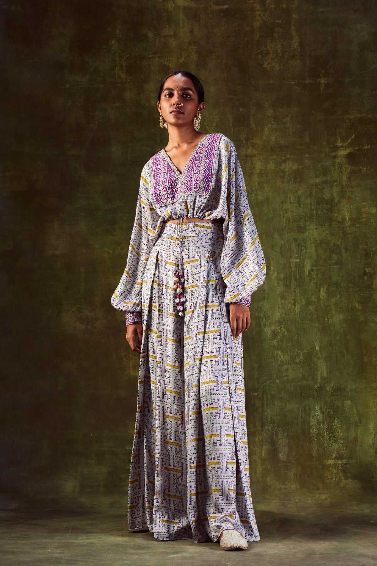 V Neck Top With Wide Leg Pleated Pants