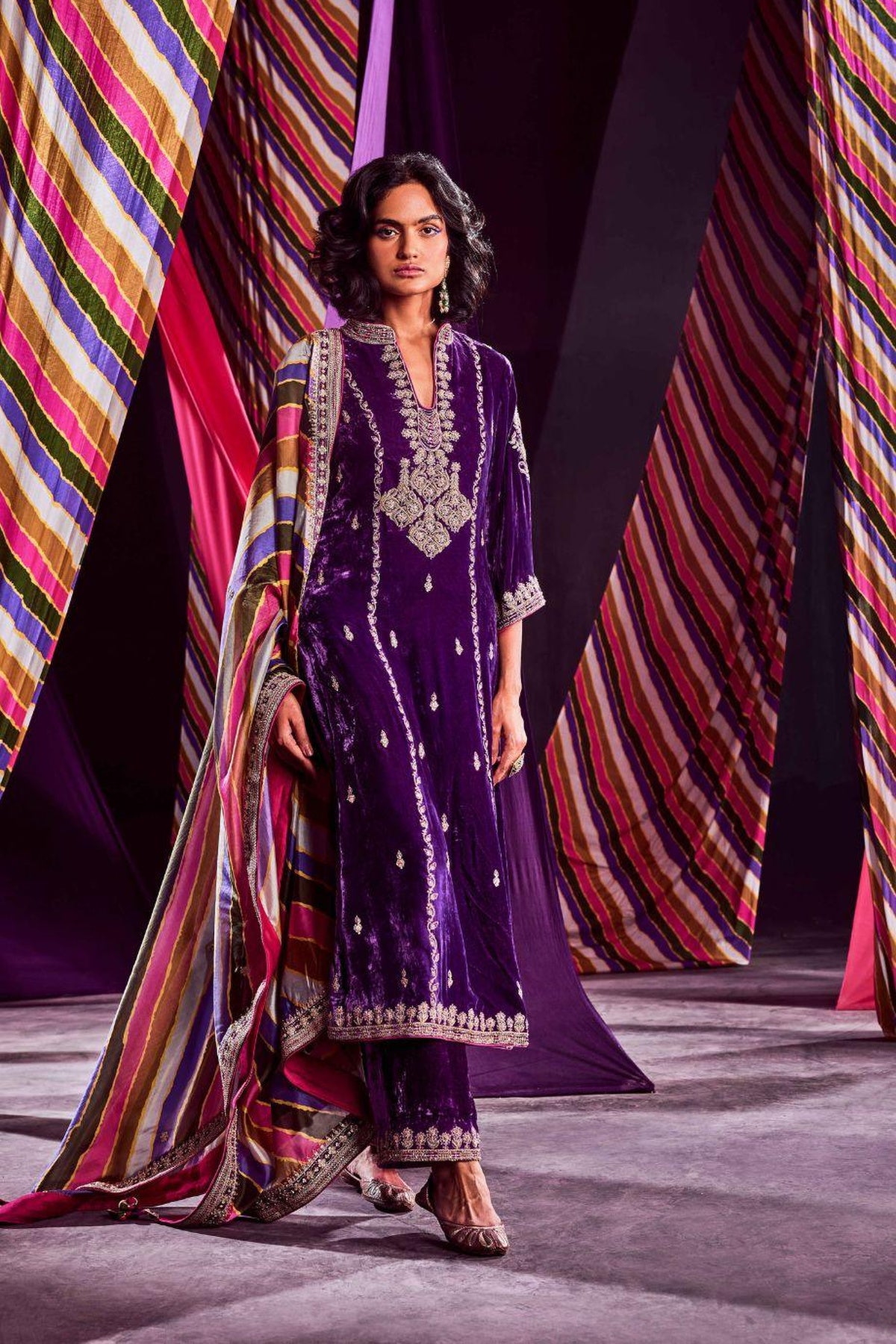 Velvet Kurta With Pants & Dupatta