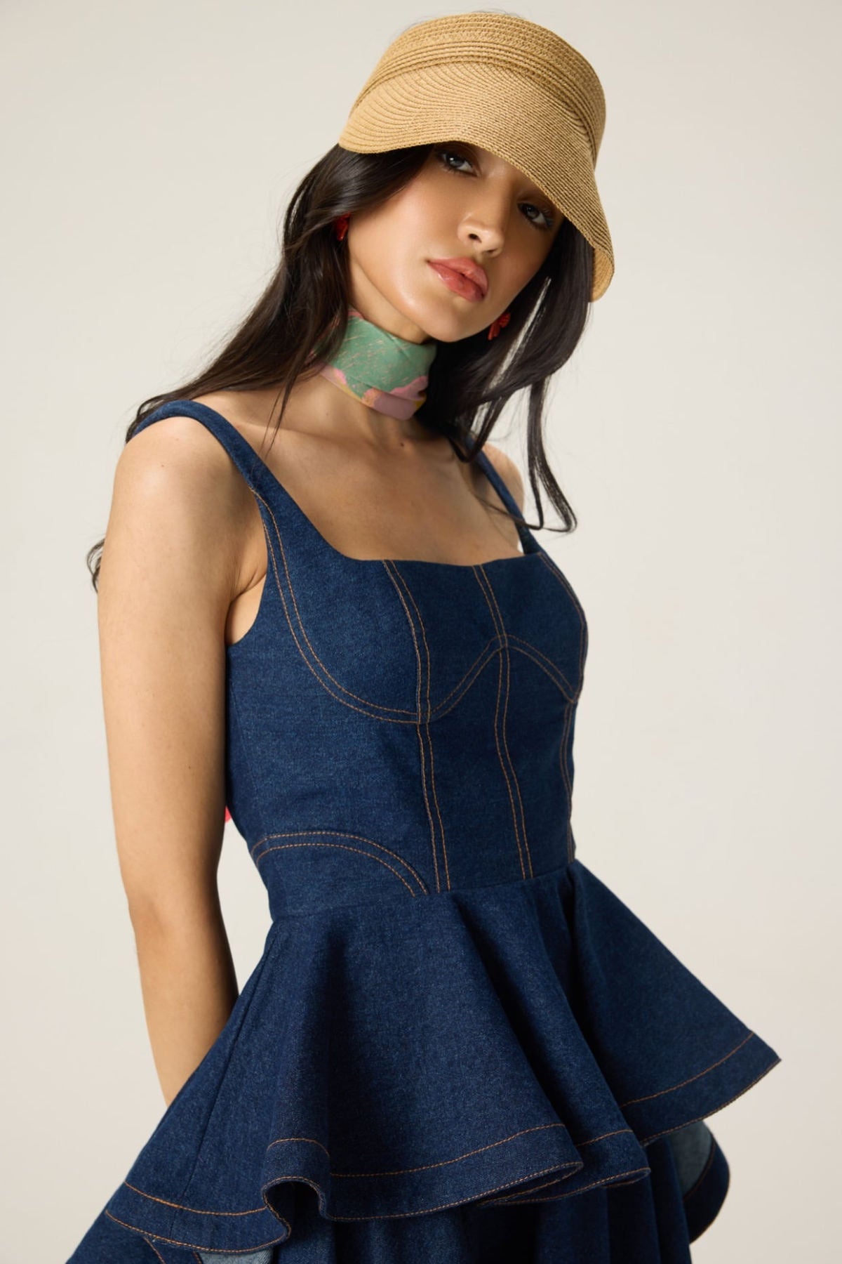 Peni Blouse Lyro Skirt