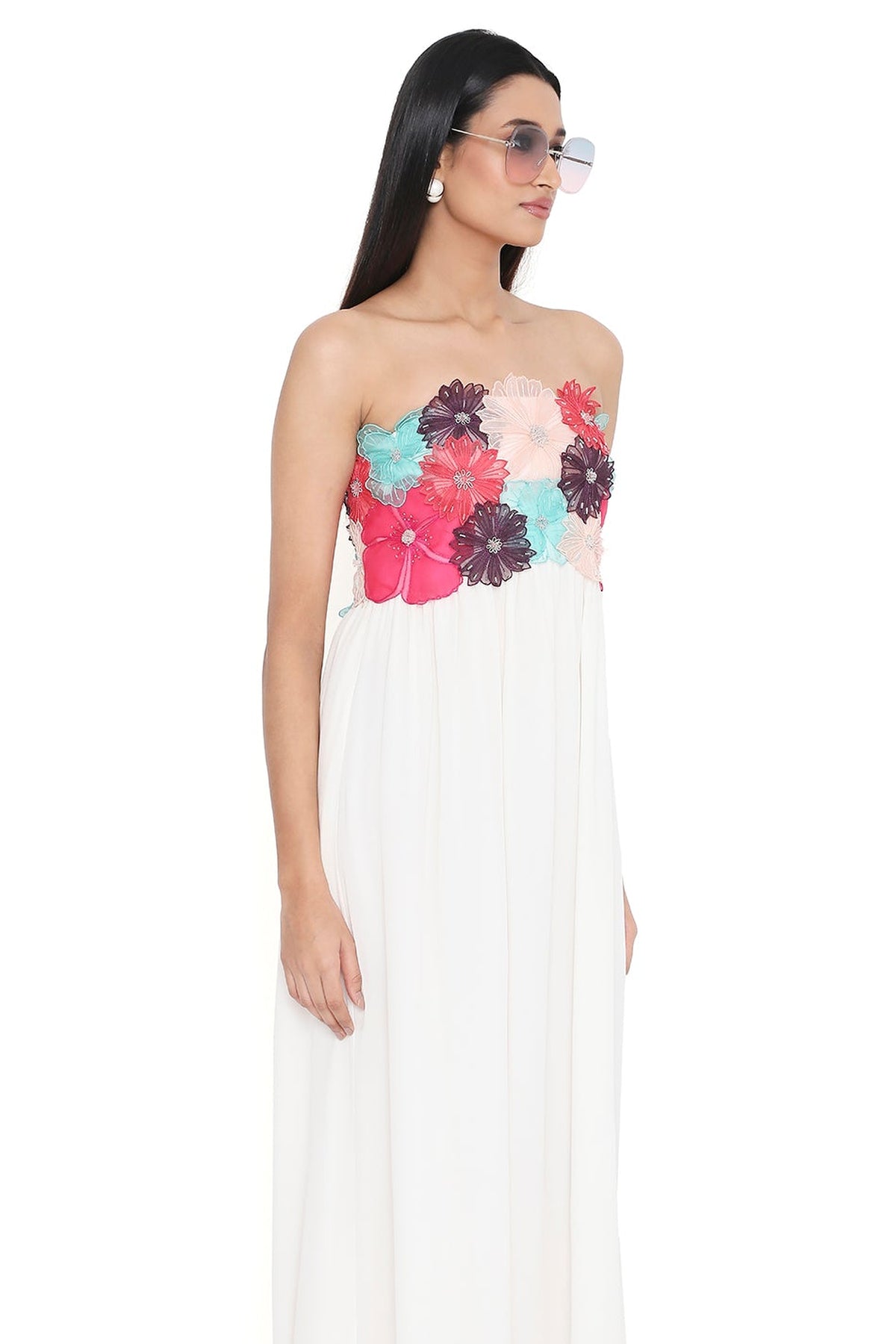 Viola Off White 3d Flower Embroidered Maxi Dress