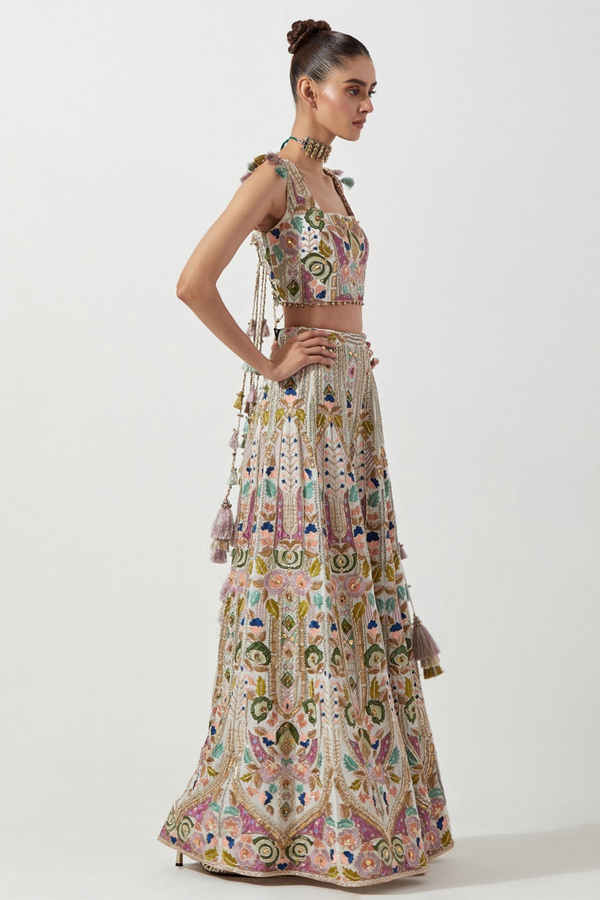 OFF WHITE EMBROIDERED CHOLI & SHARARA