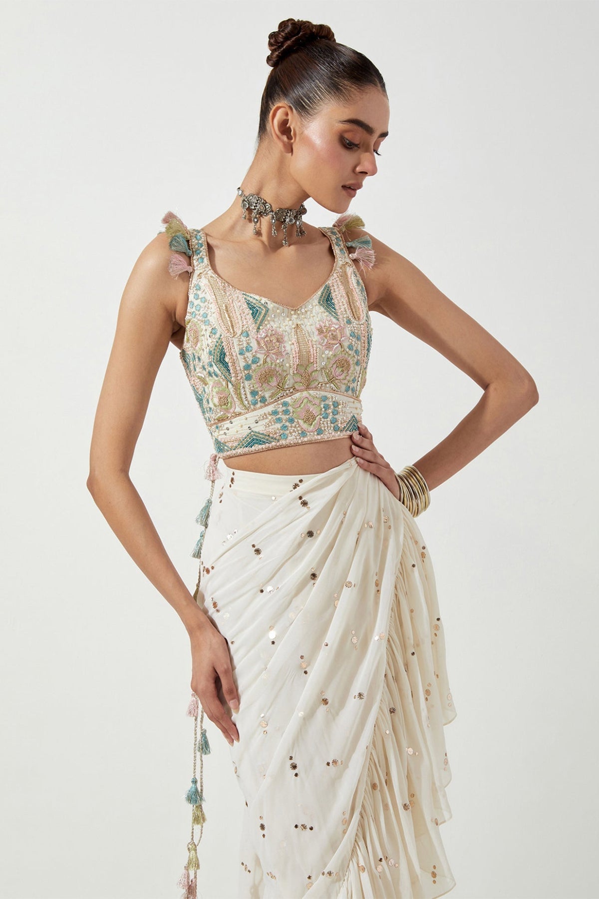 OFF WHITE EMBROIDERED CHOLI WITH FRILL SAREE