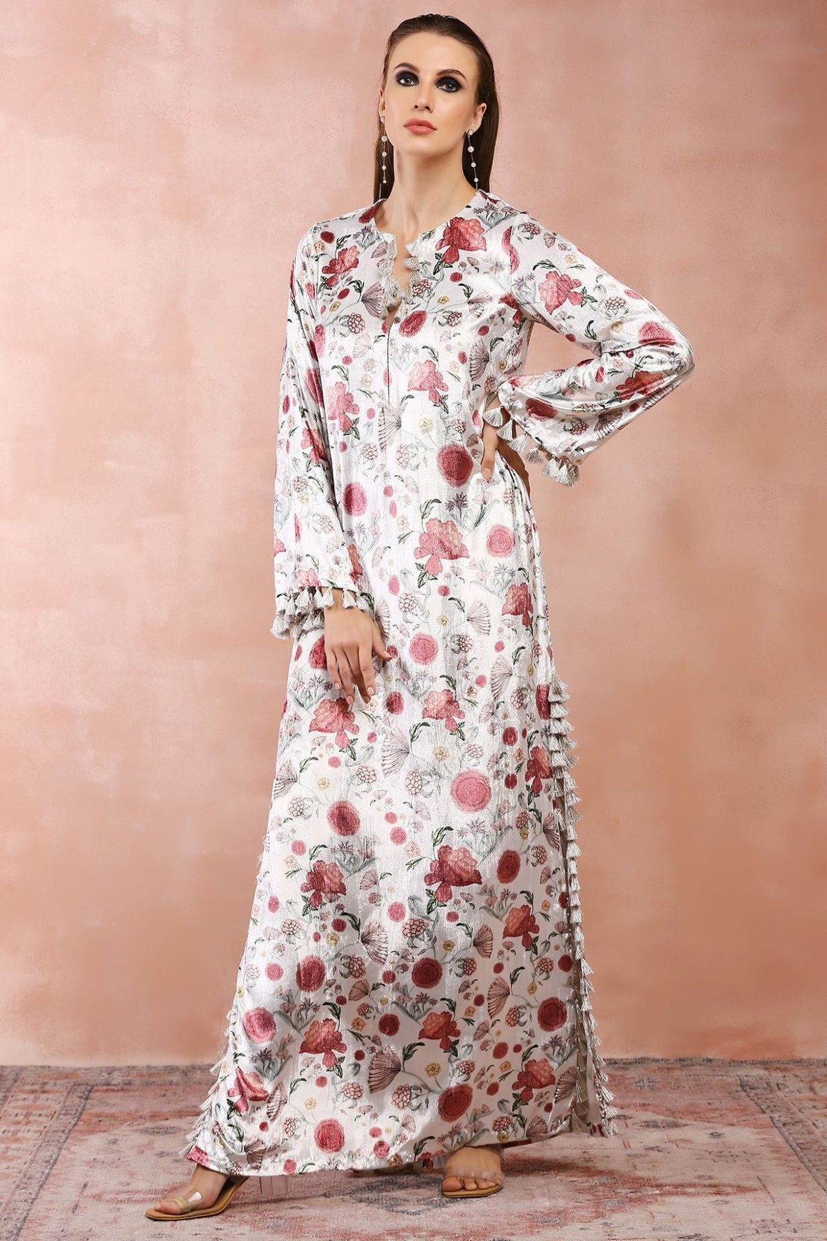 WHITE GULBAGH PRINT VELVET KAFTAN WITH BELT