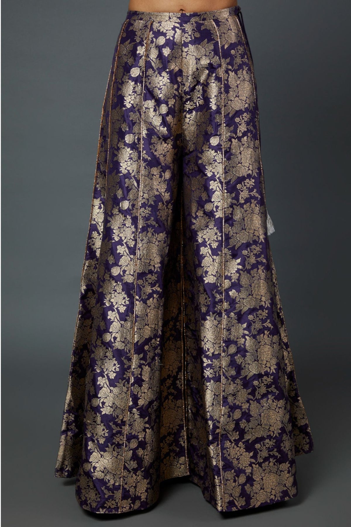 NAVY ABLA SILK EMBROIDERED KURTA AND NAVY BROCADE SHARARA WITH MUKAISH NET DUPATTA