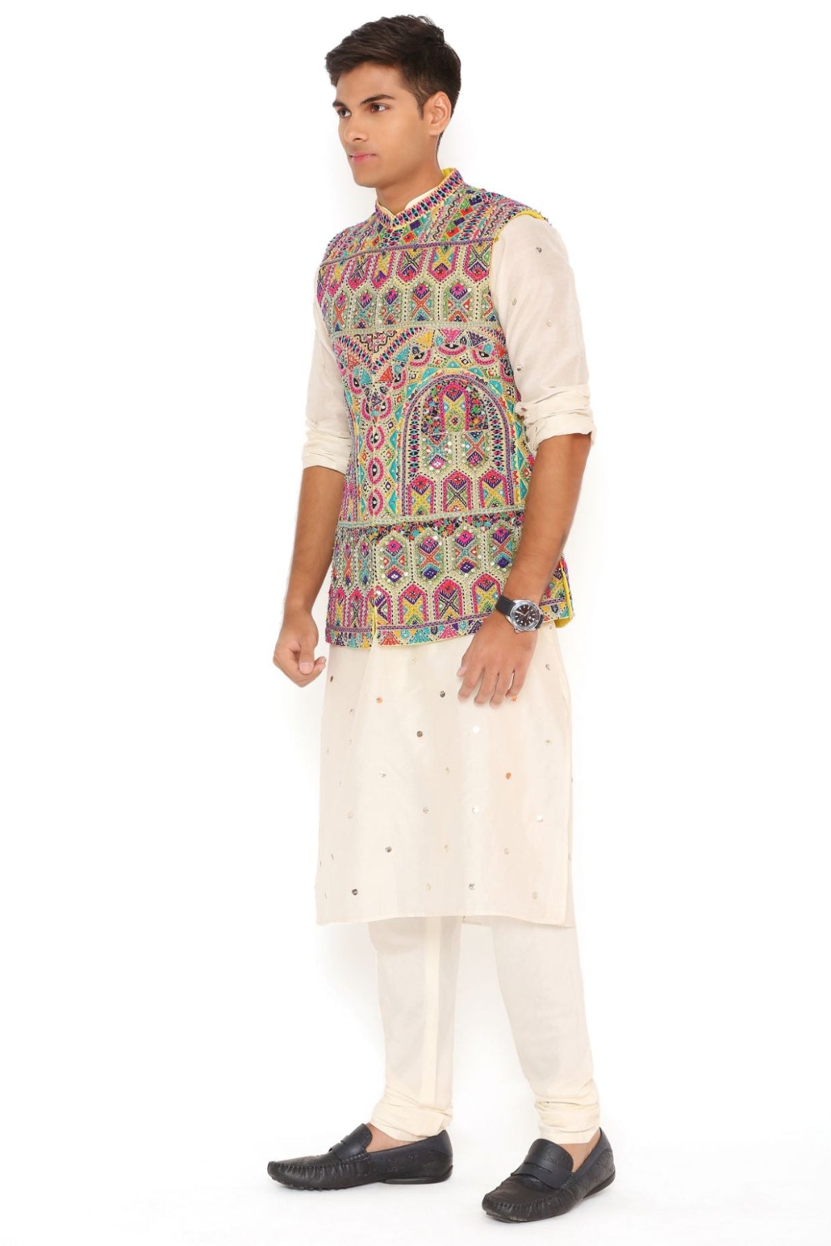 YELLOW GEORGETTE EMBROIDERED BANDI WITH OFF WHITE MUKAISH SILKMUL KURTA AND COTTON SILK CHURIDAR