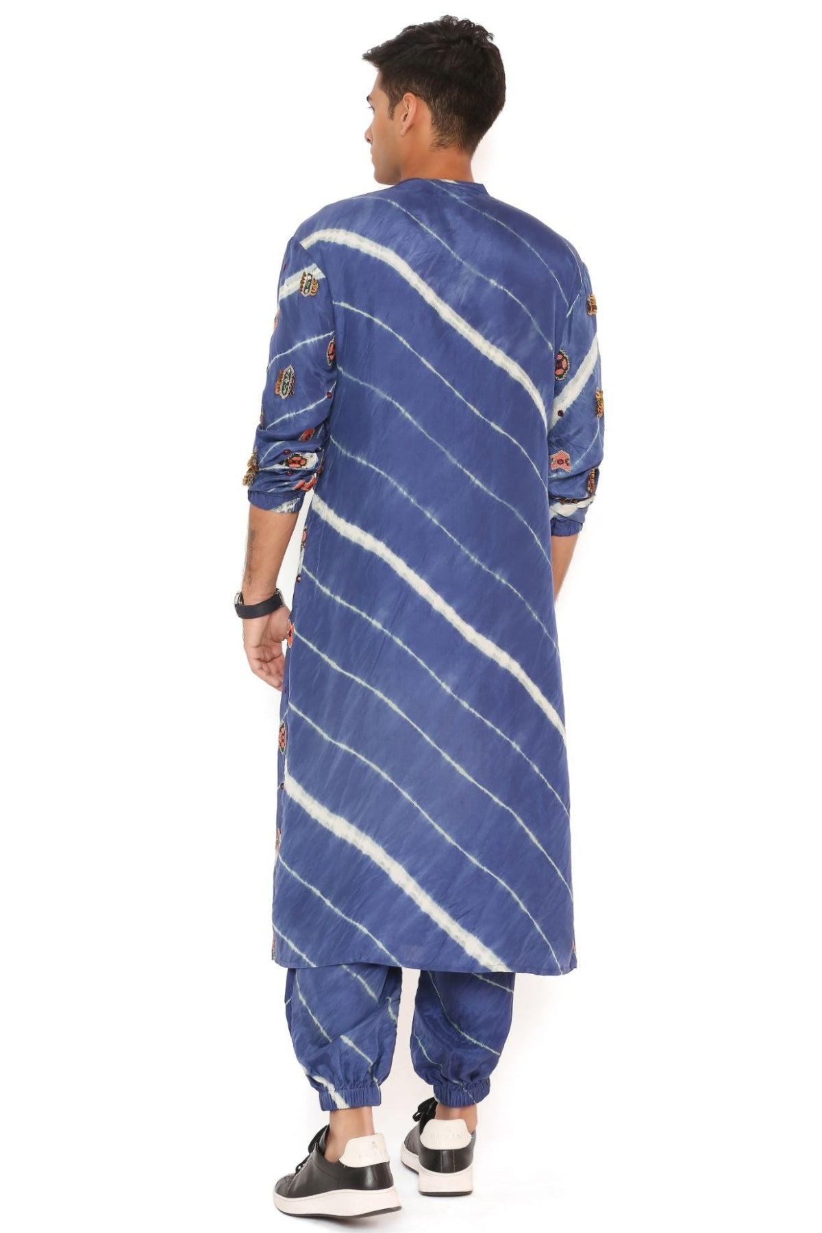 NAVY LEHRIYA BANDHANI SILK EMBROIDERED BOMBER KURTA AND JOGGER PANT