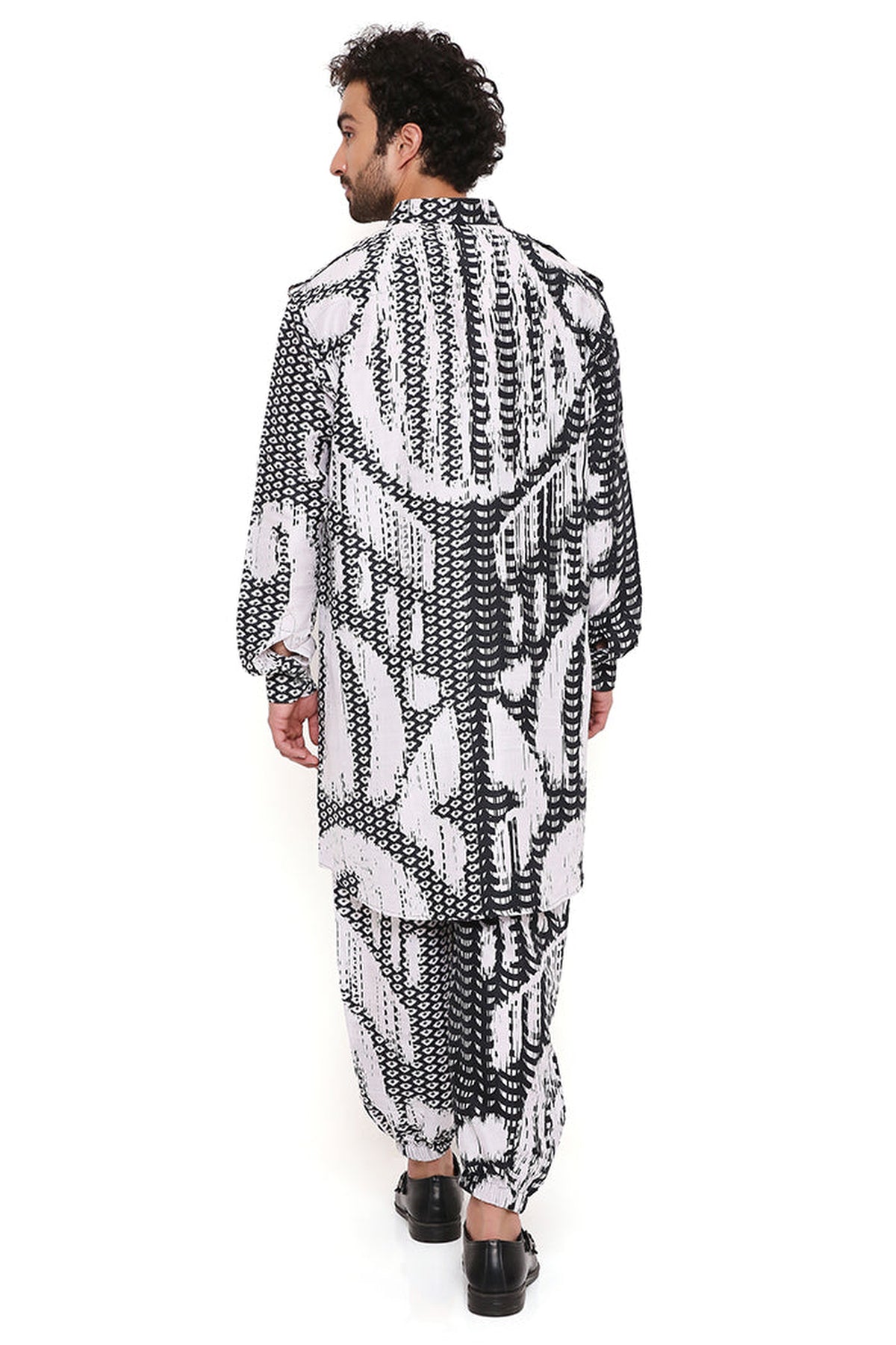 BLACK AND WHITE UZBEC PRINT DUPION SILK PATHANI KURTA WITH JOGGER PANT