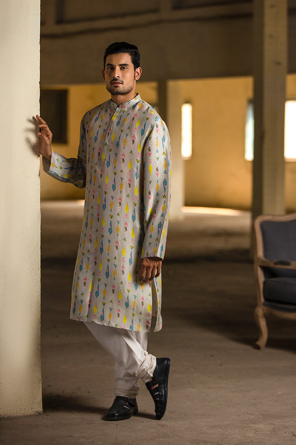 CREAM PRINTED SILK KURTA WITH OFF WHITE COTTON SILK CHURIDAR