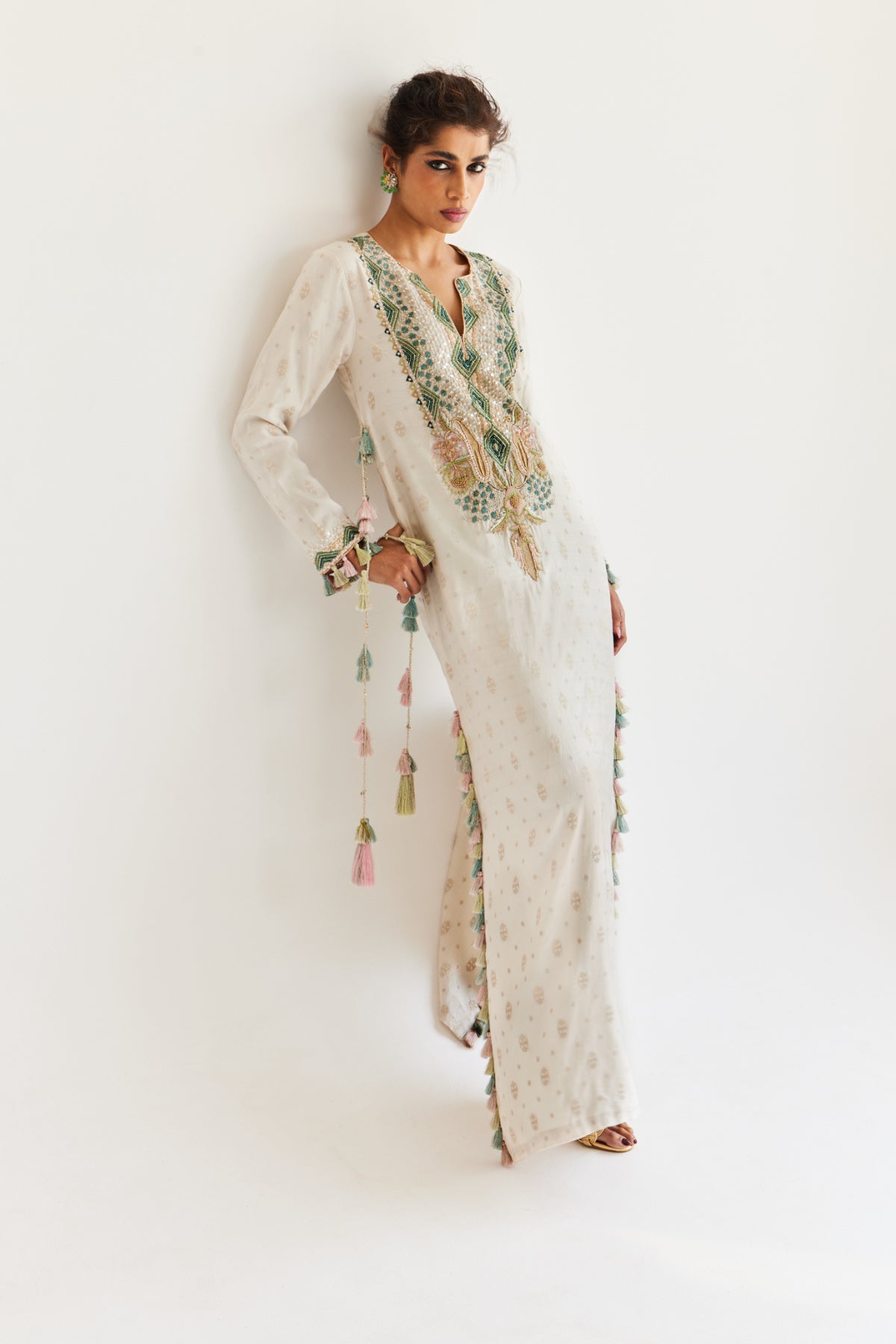 Saira Off-White Chiniya Silk Embroidered Yoke Beyza Kaftan