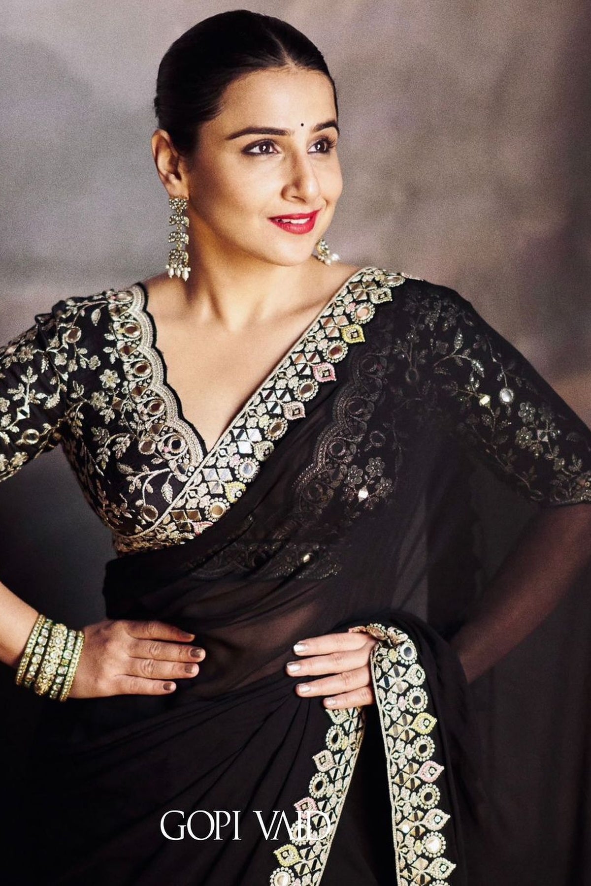 Vidya Balan in Meili Saree Set