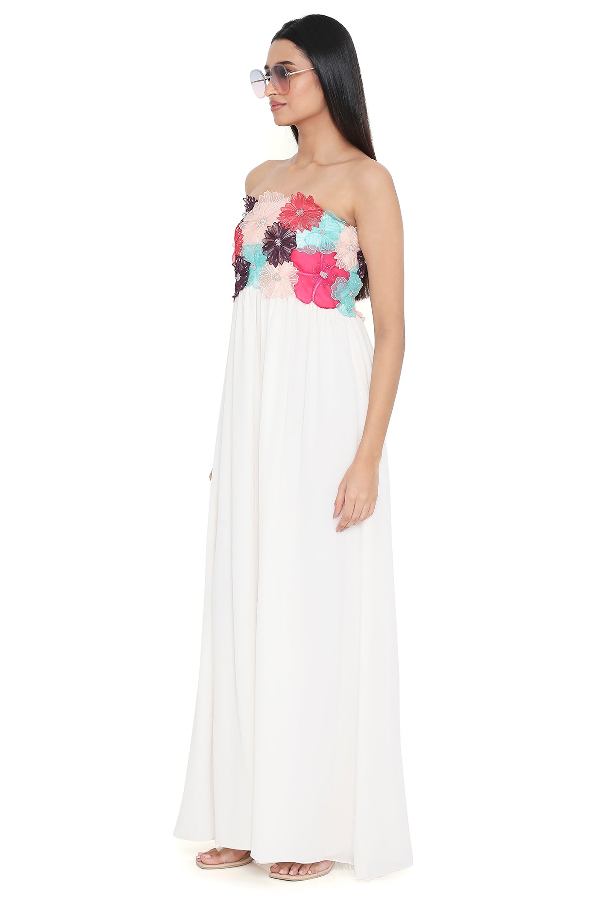 Viola Off White 3d Flower Embroidered Maxi Dress