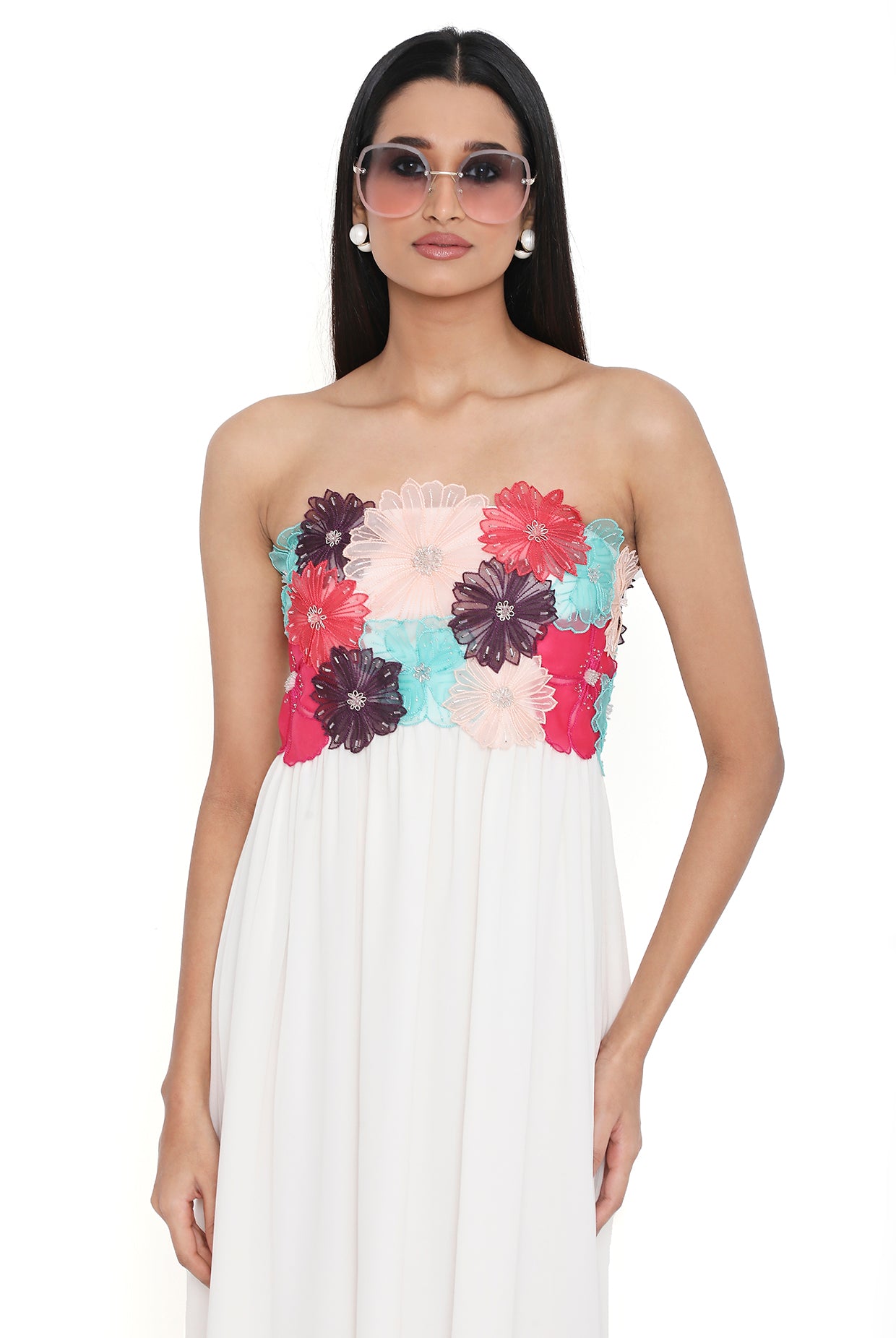 Viola Off White 3d Flower Embroidered Maxi Dress