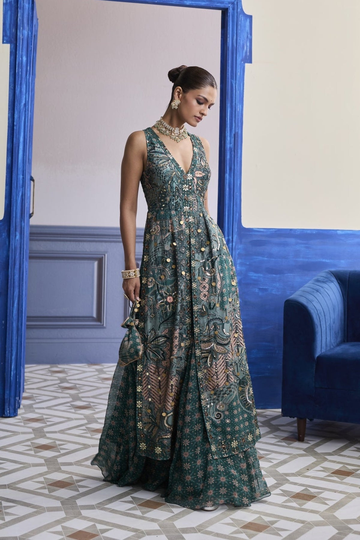 Teal Floral V-Neck Structured Kurti With Flared Pants Set